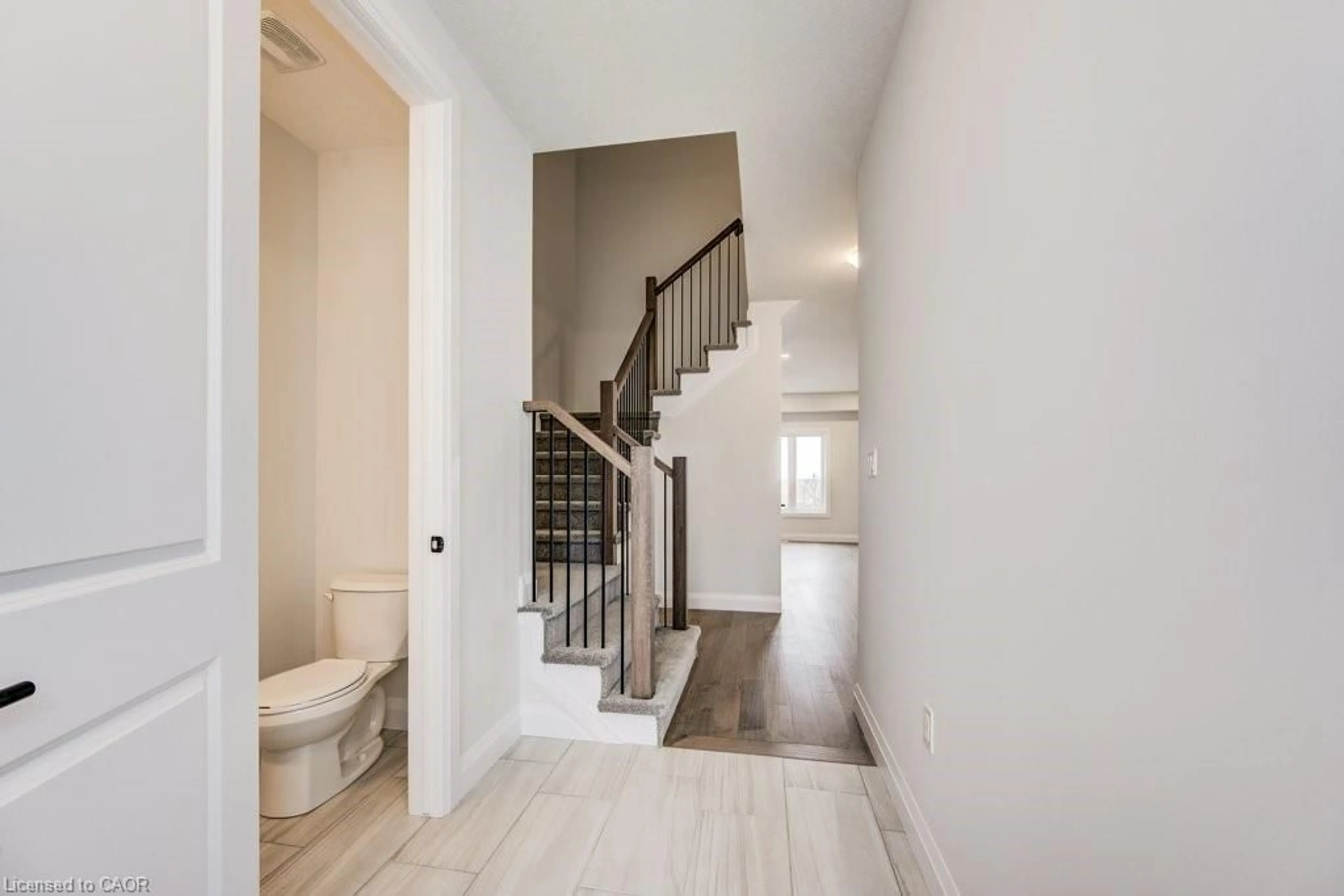 Unknown for 235 Applewood St, Plattsville Ontario N0J 1S0