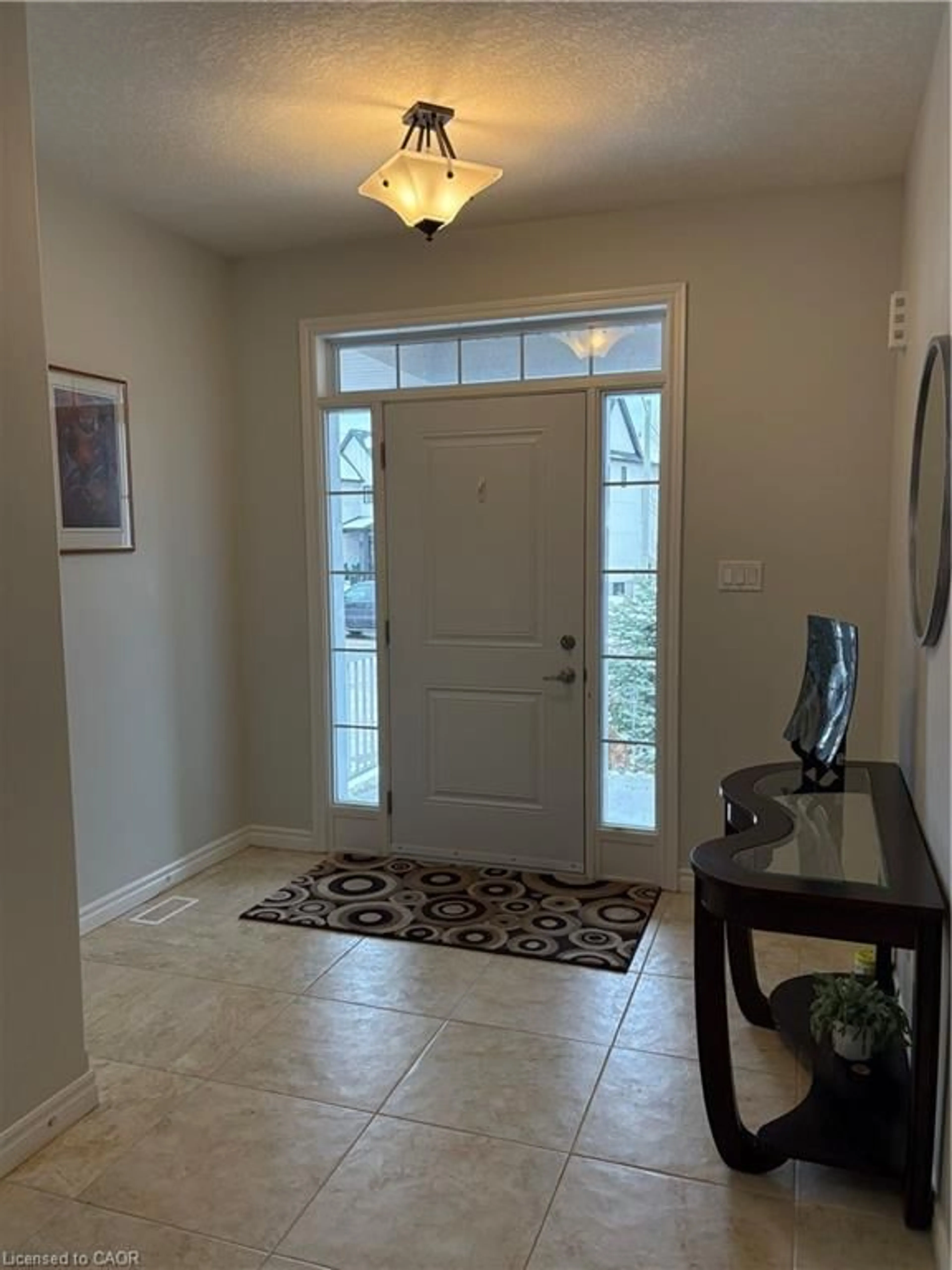 Indoor entryway for 456 Westhaven St, Waterloo Ontario N2T 0A6