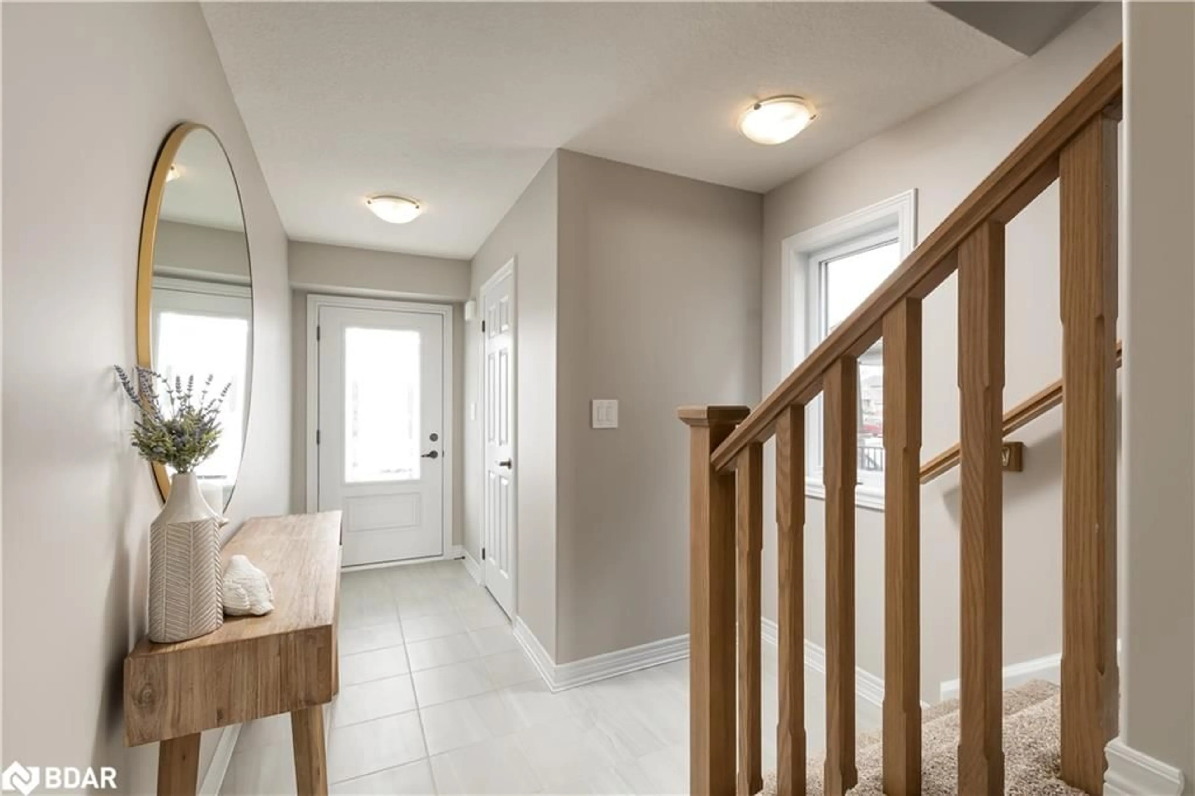Indoor entryway for 66 Uplands Dr, Markdale Ontario N0C 1H0