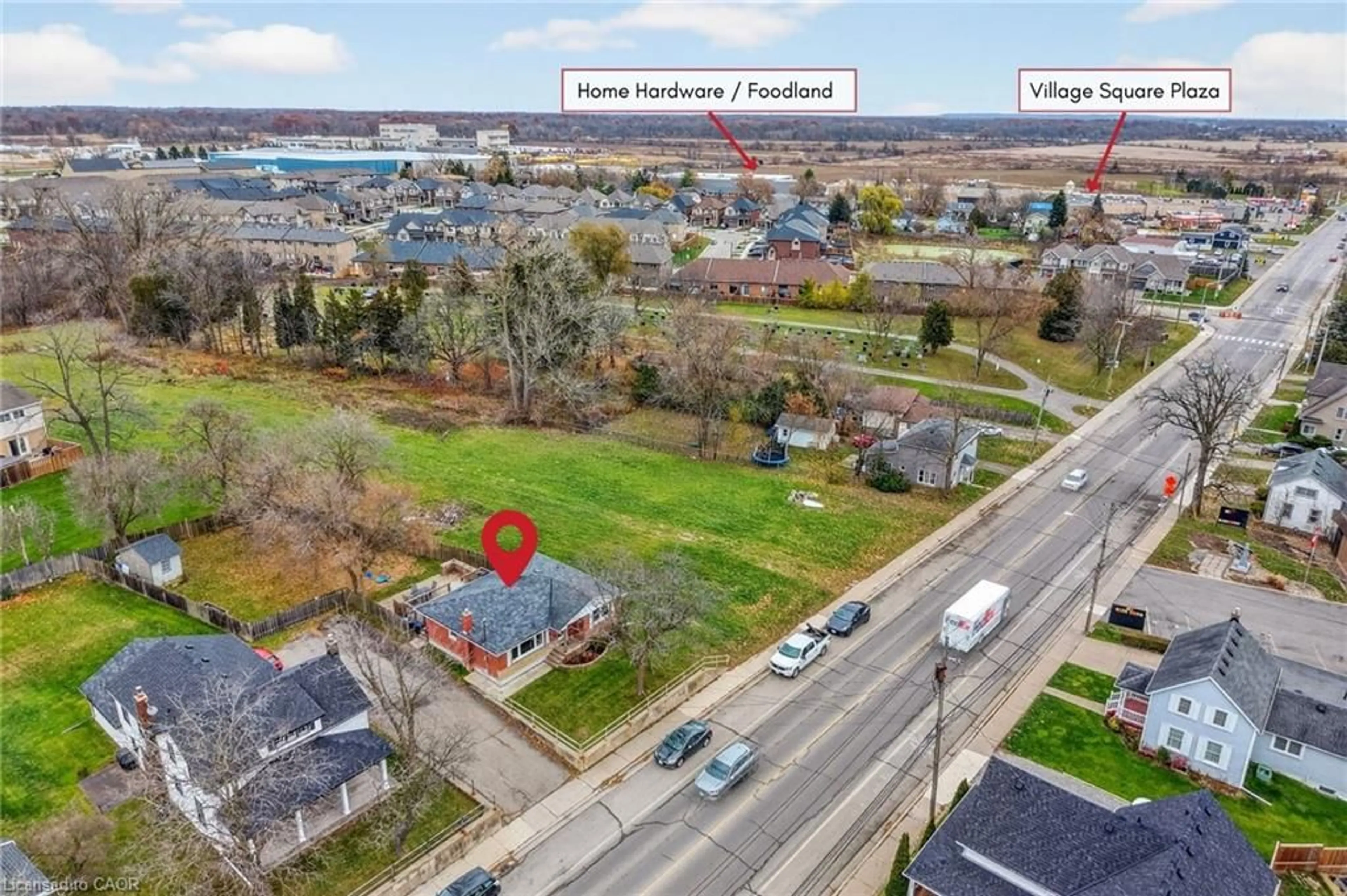 A pic from outside/outdoor area/front of a property/back of a property/a pic from drone, street for 163 St Catharines St, Smithville Ontario L0R 2A0