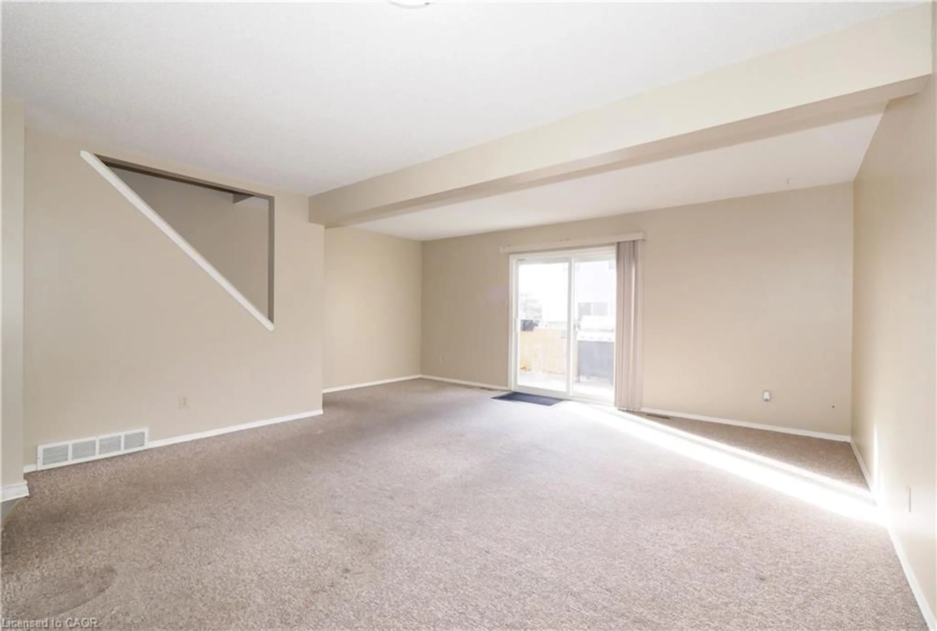 A pic of a room for 255 Northlake Dr, Waterloo Ontario N2V 1Z2