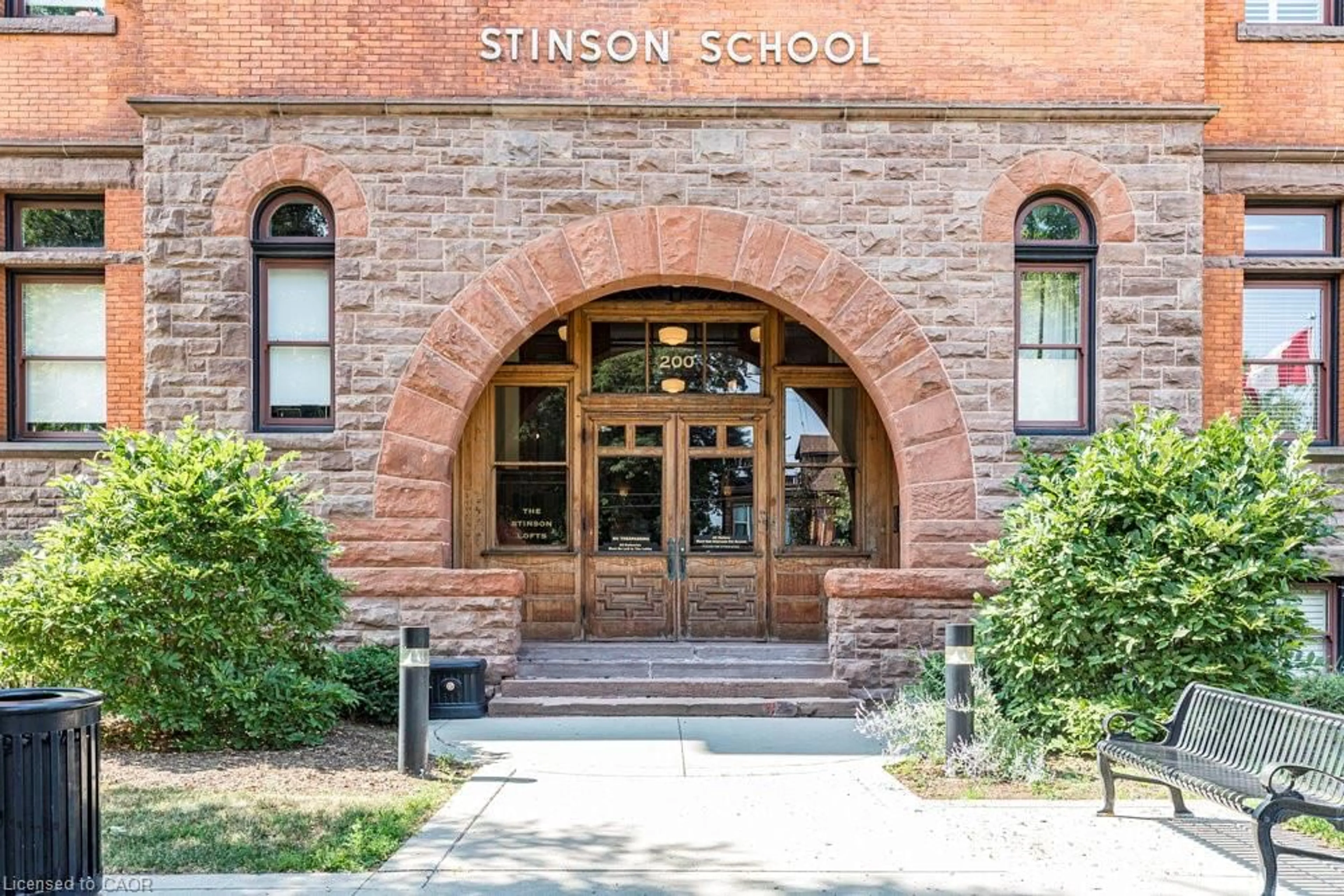 Indoor foyer for 200 Stinson St #217, Hamilton Ontario L8N 4J5