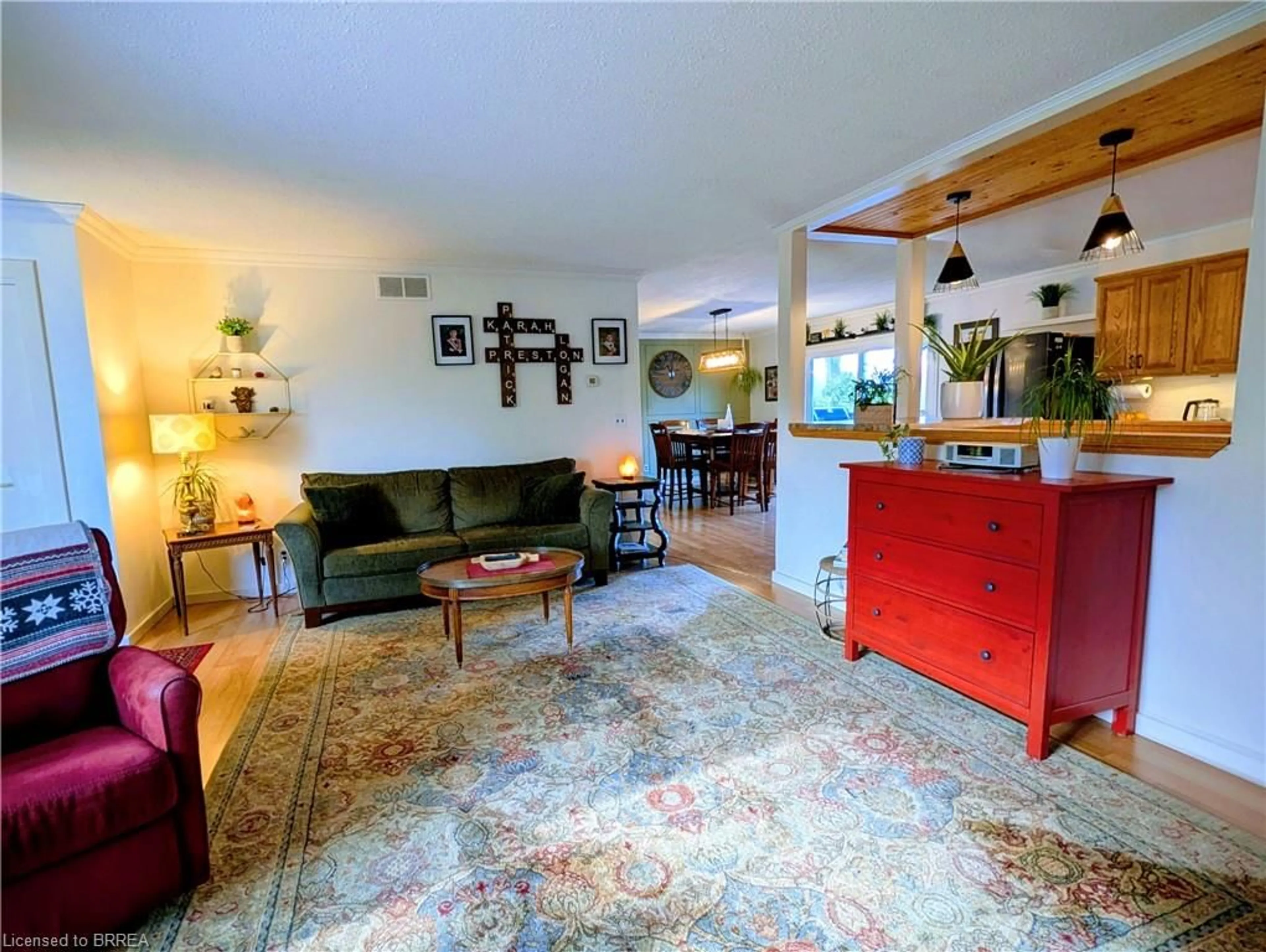 Living room with furniture, unknown for 33 Dufferin St, Burford Ontario N0E 1A0