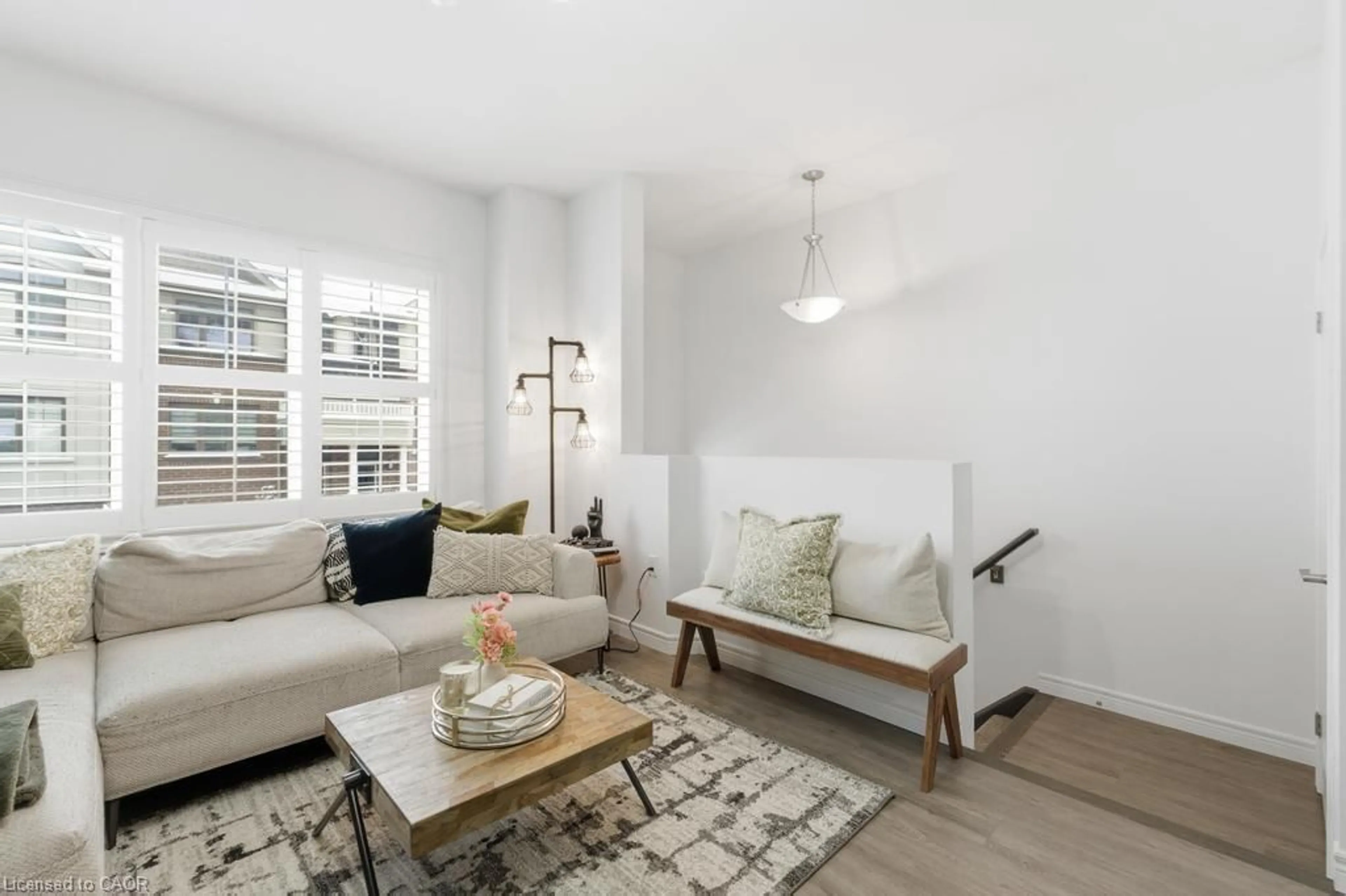 Living room with furniture, unknown for 33 Barley Lane, Ancaster Ontario L9K 0K1