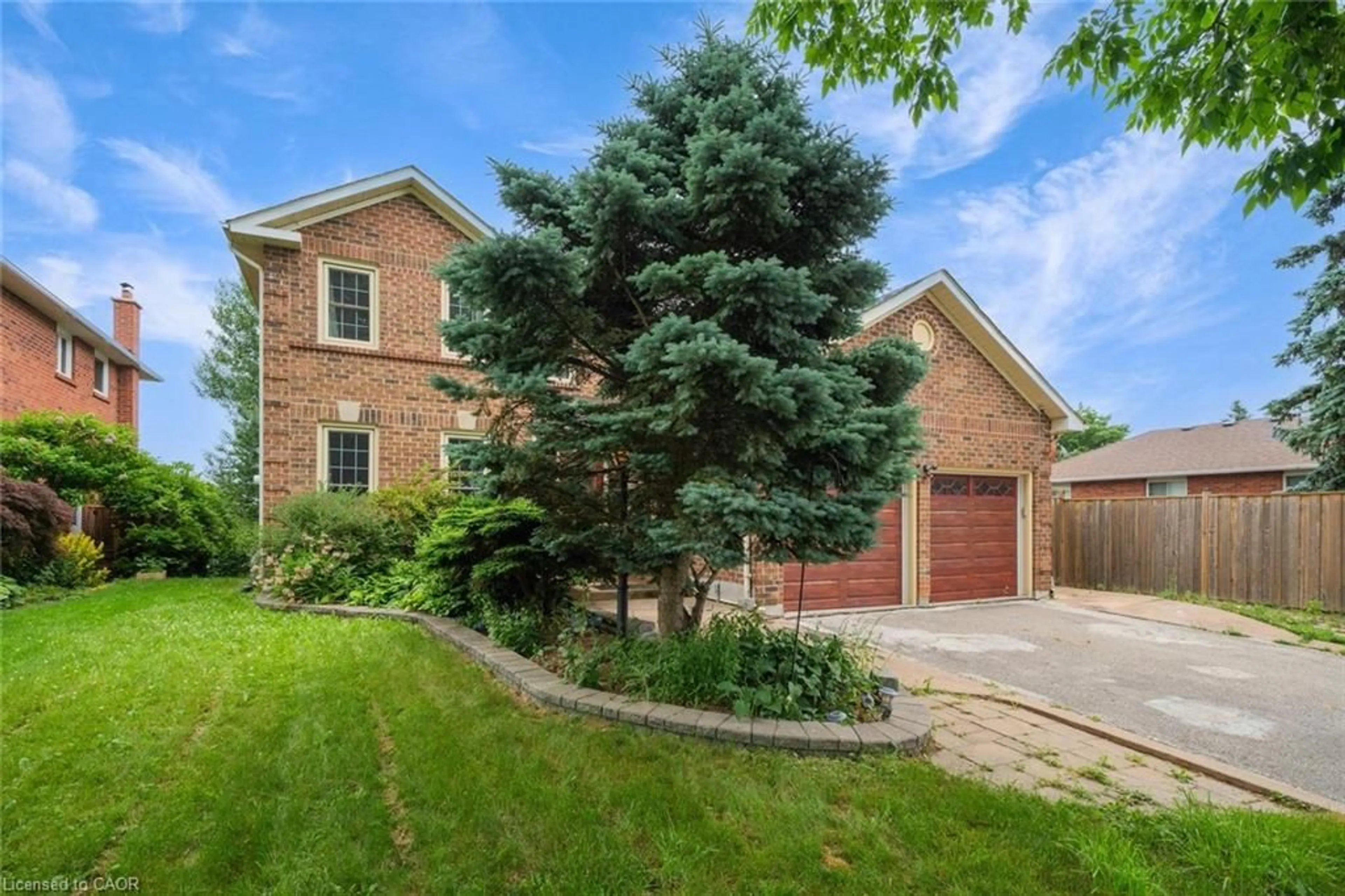 Home with brick exterior material, street for 102 Crawford Rose Dr, Aurora Ontario L4G 4R9