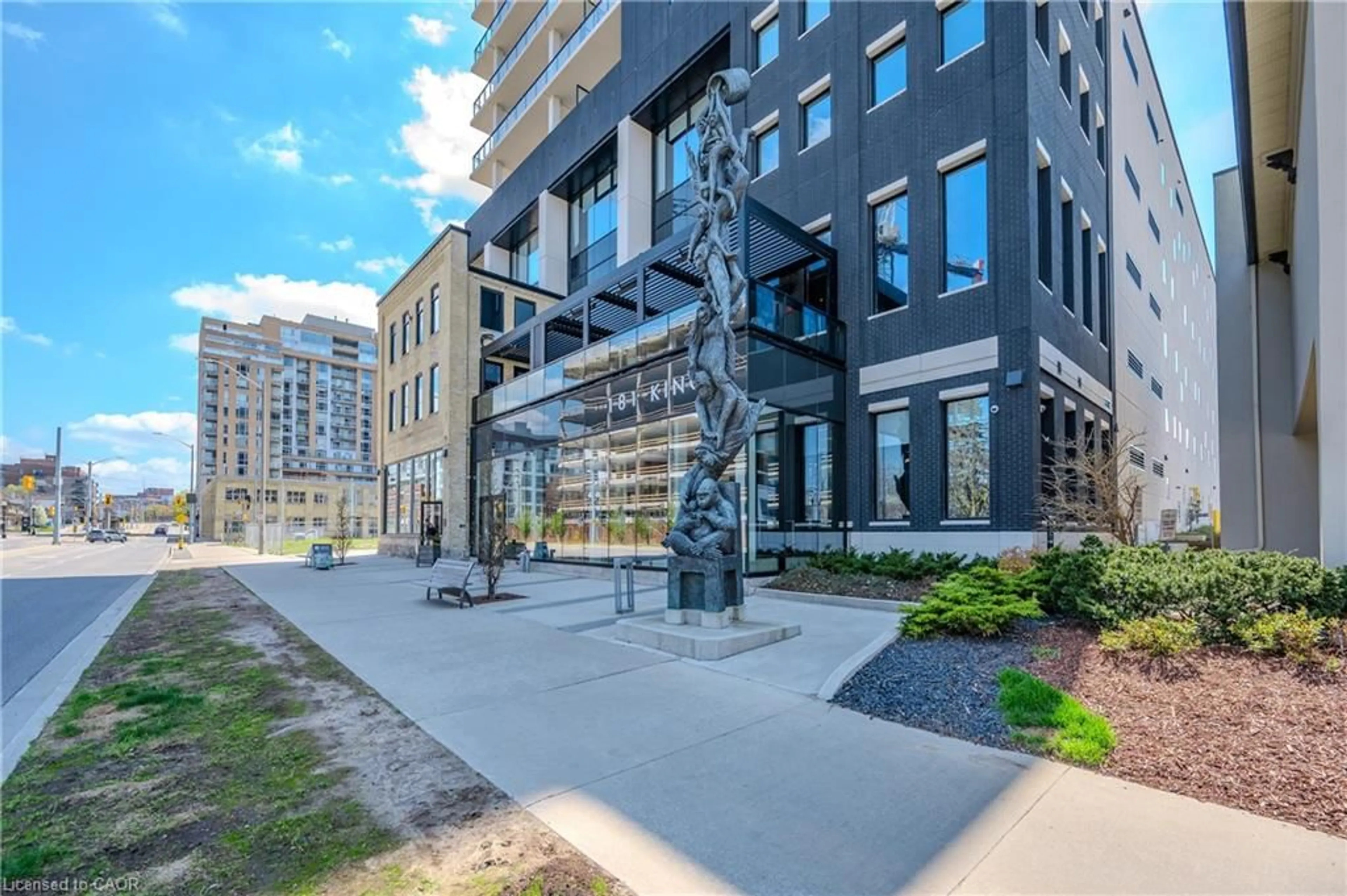 Patio, unknown for 181 King St #1105, Waterloo Ontario N2J 0E7