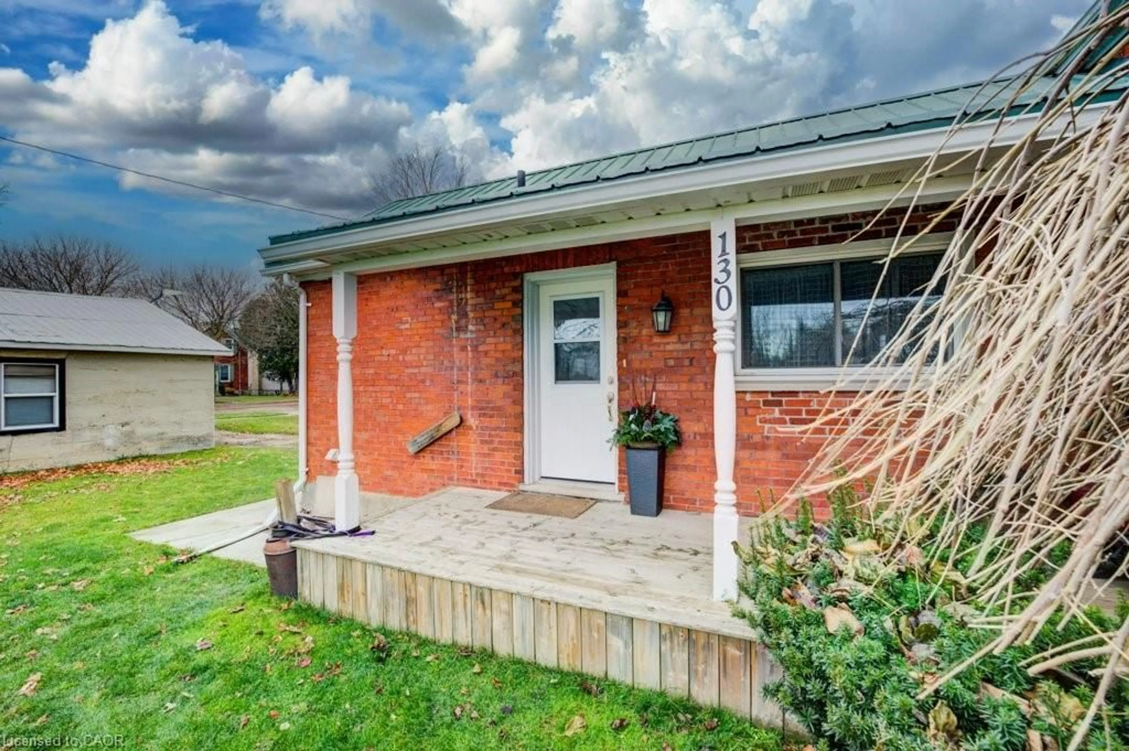 Home with brick exterior material, street for 130 Arthur St, Atwood Ontario N0G 1B0