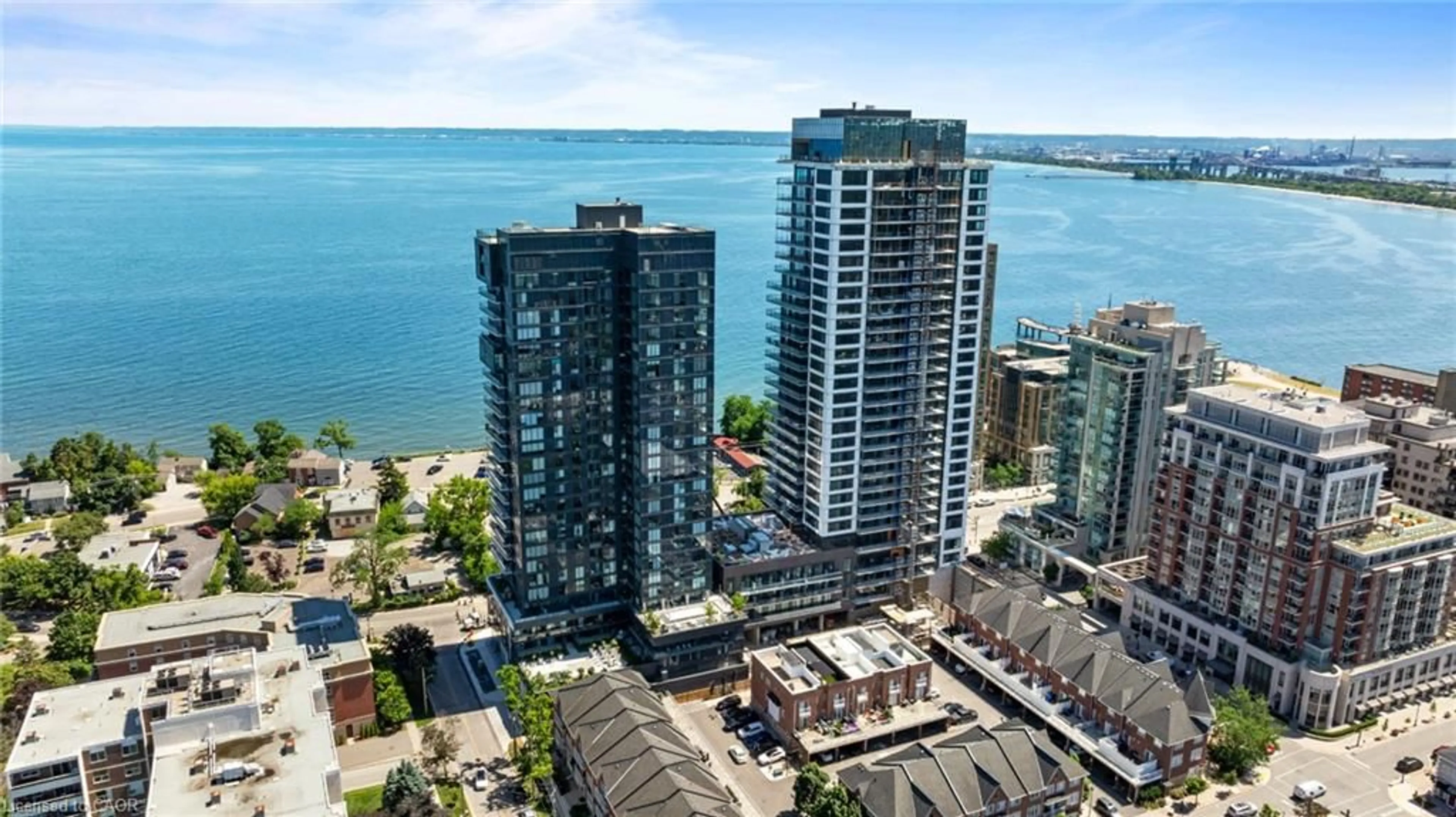 A pic from outside/outdoor area/front of a property/back of a property/a pic from drone, water/lake/river/ocean view for 370 Martha St #602, Burlington Ontario L7R 0G9
