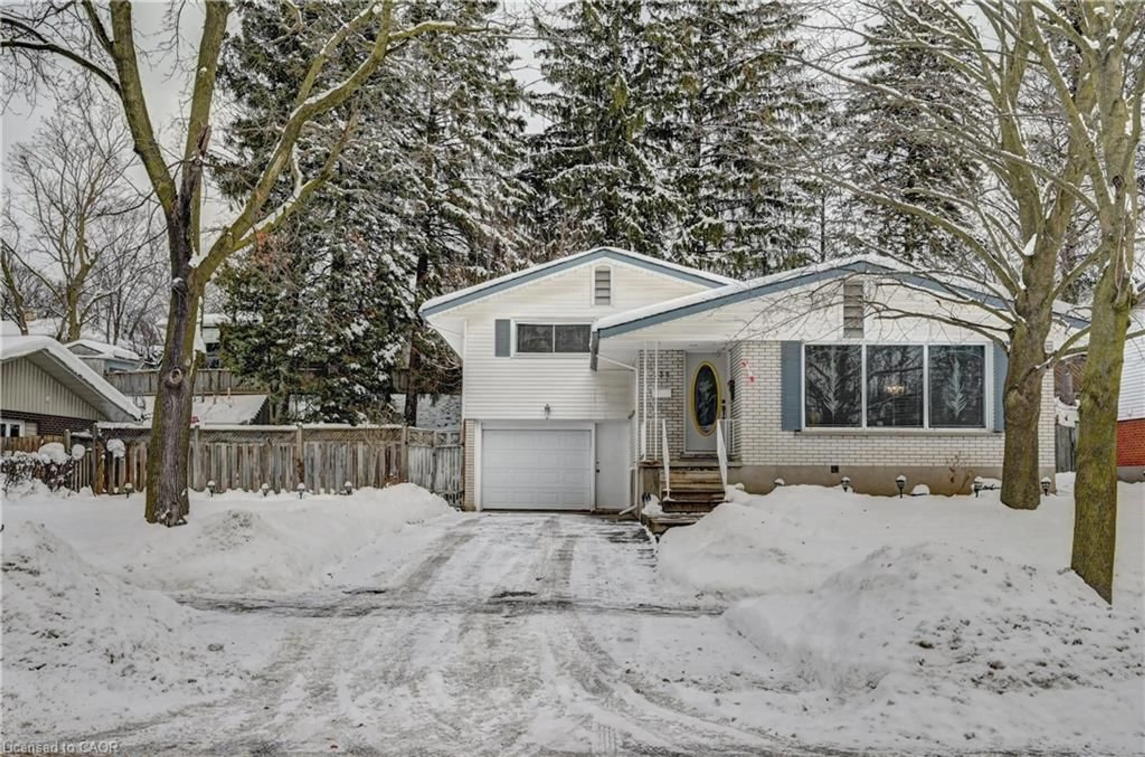 Unknown for 132 Forest Hill Dr, Kitchener Ontario N2M 4G3