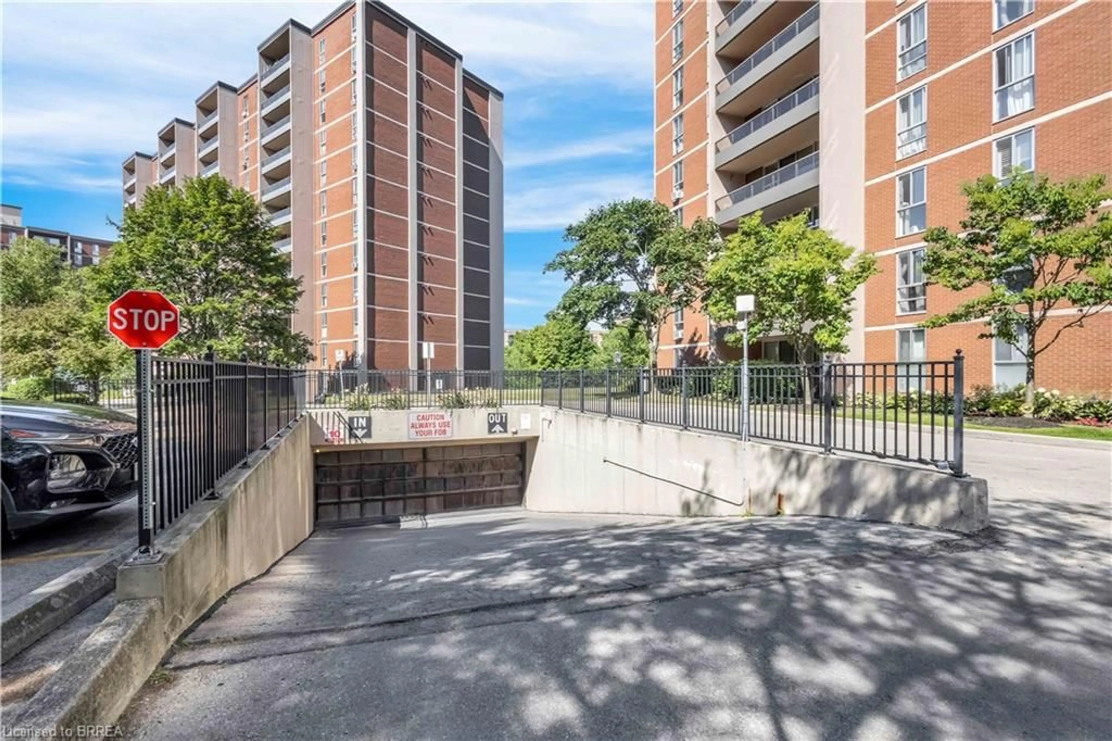 Patio, street for 1964 Main St #507, Hamilton Ontario L8S 1J5