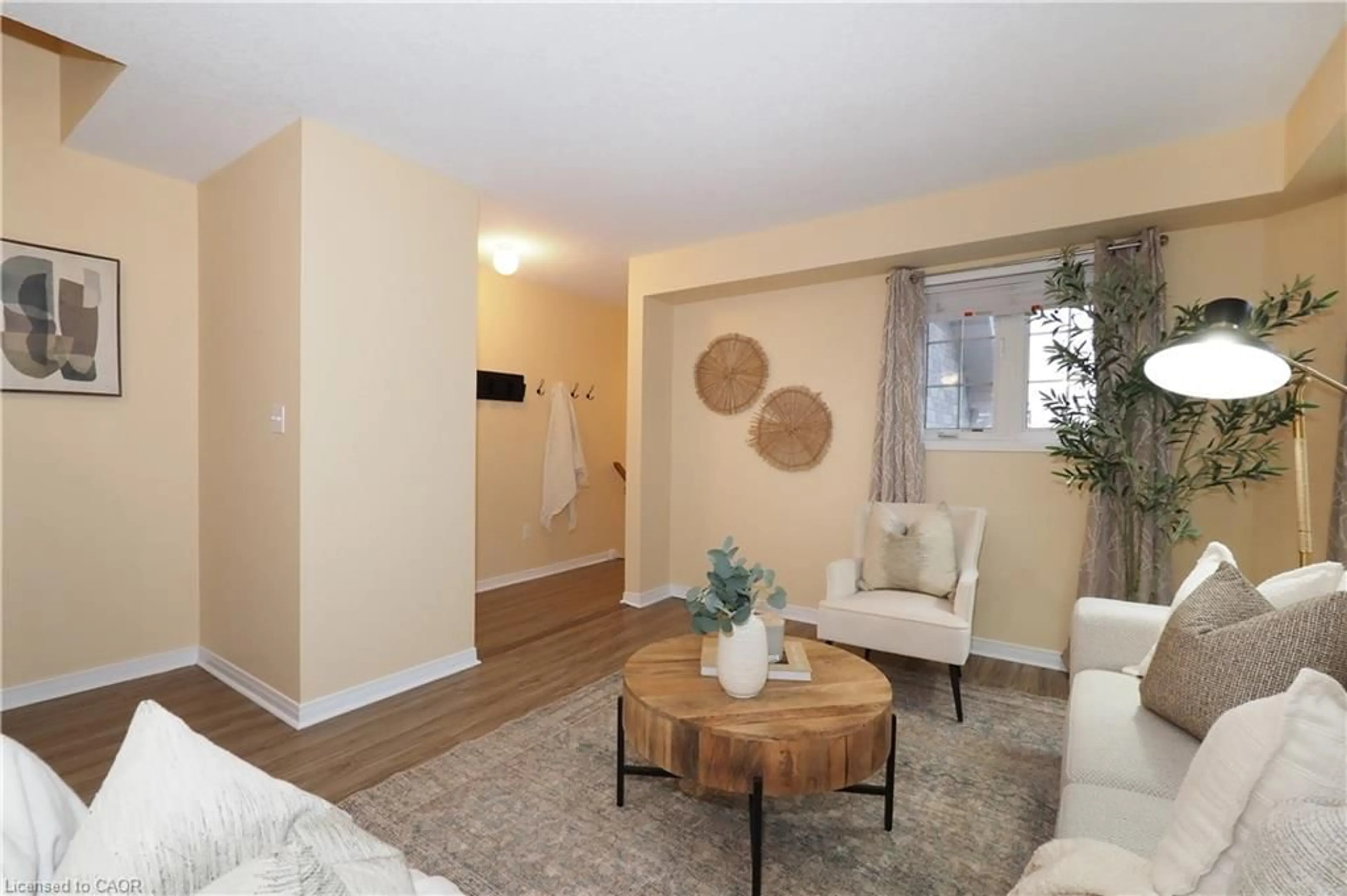 Living room with furniture, unknown for 240 Westmeadow Dr #10B, Kitchener Ontario N2N 0A1
