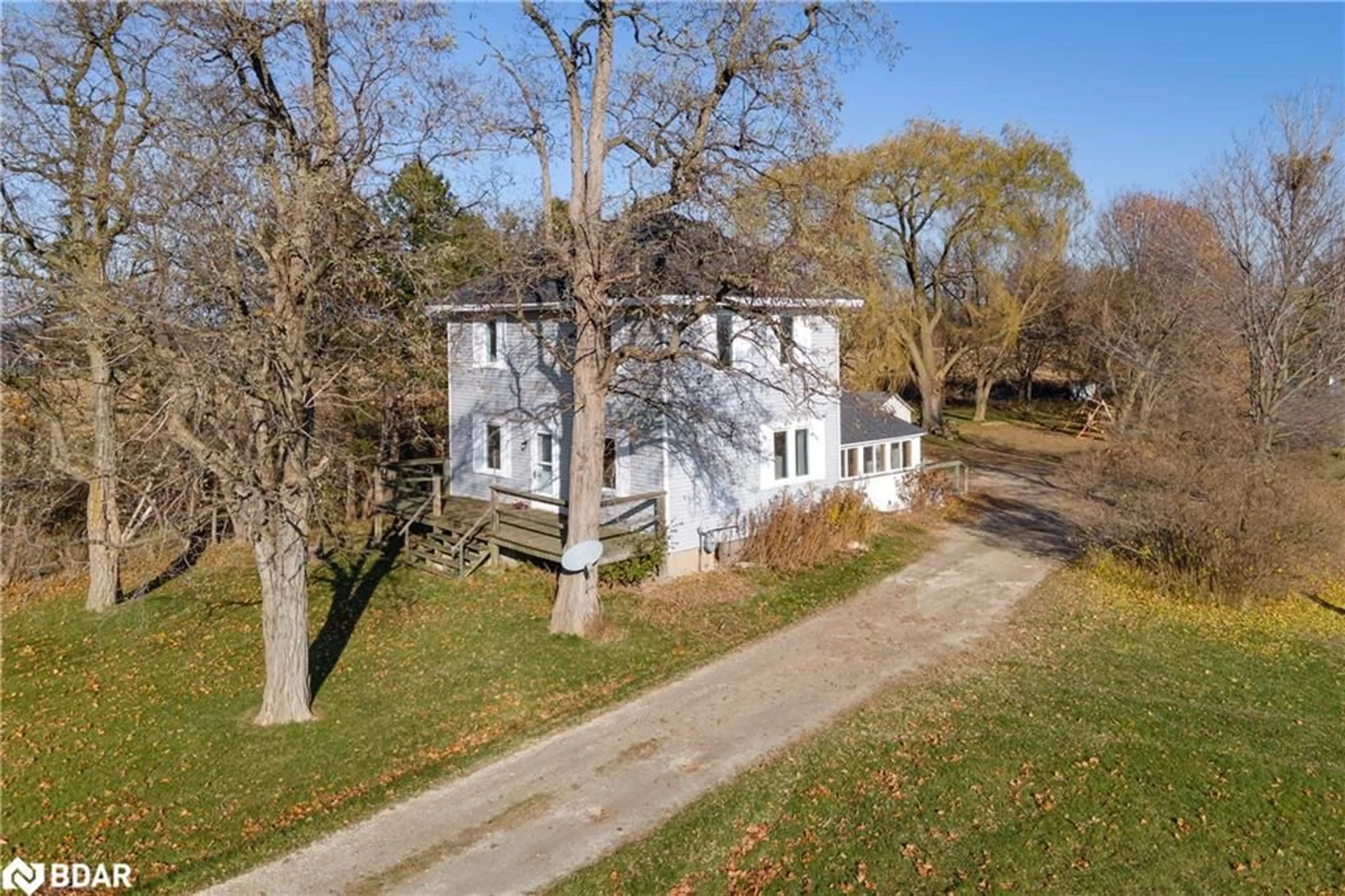 A pic from outside/outdoor area/front of a property/back of a property/a pic from drone, unknown for 8184 26 Hwy, Clearview Ontario L0M 1S0