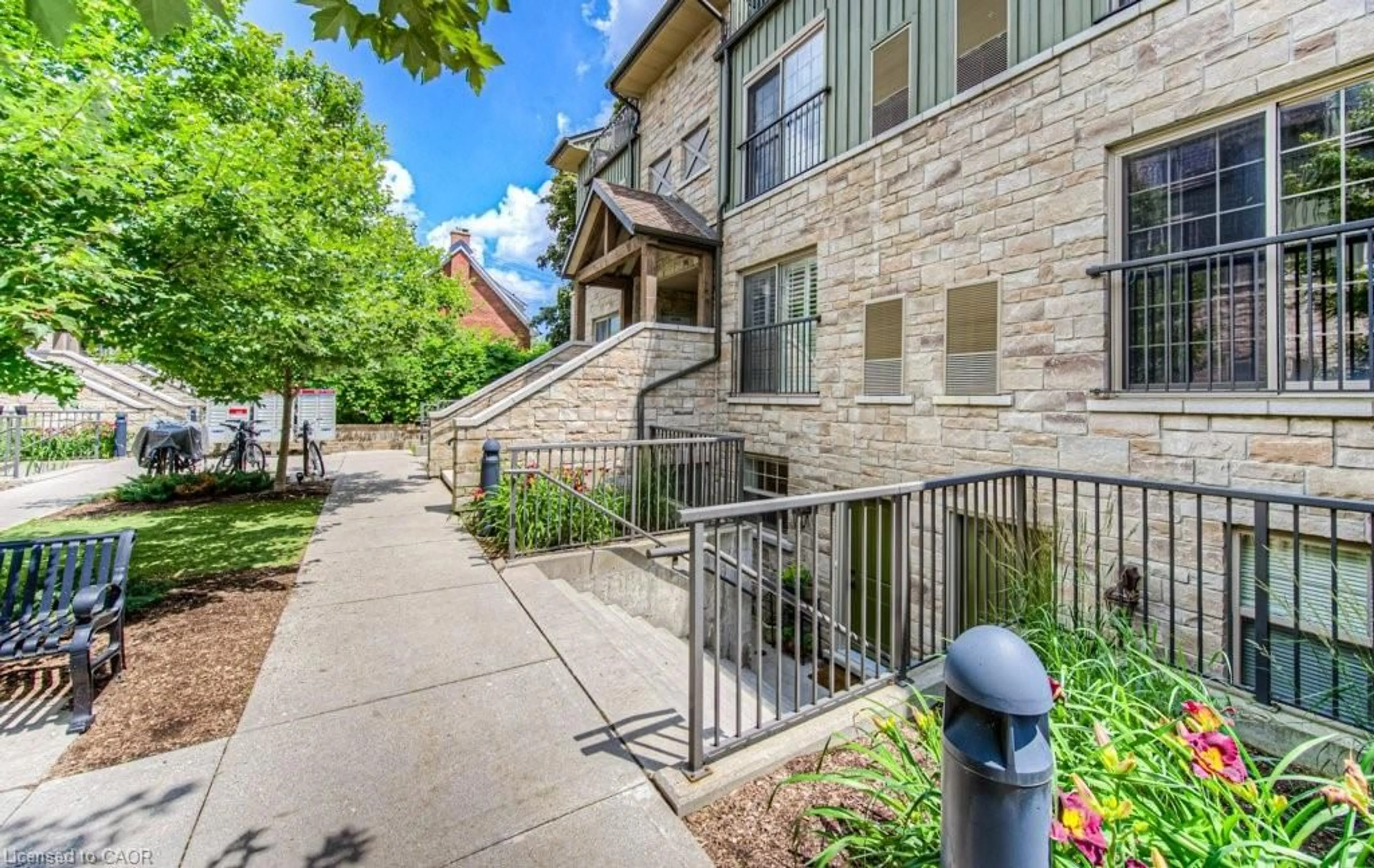 Patio, street for 112 Union St #A103, Waterloo Ontario N2J 1C5