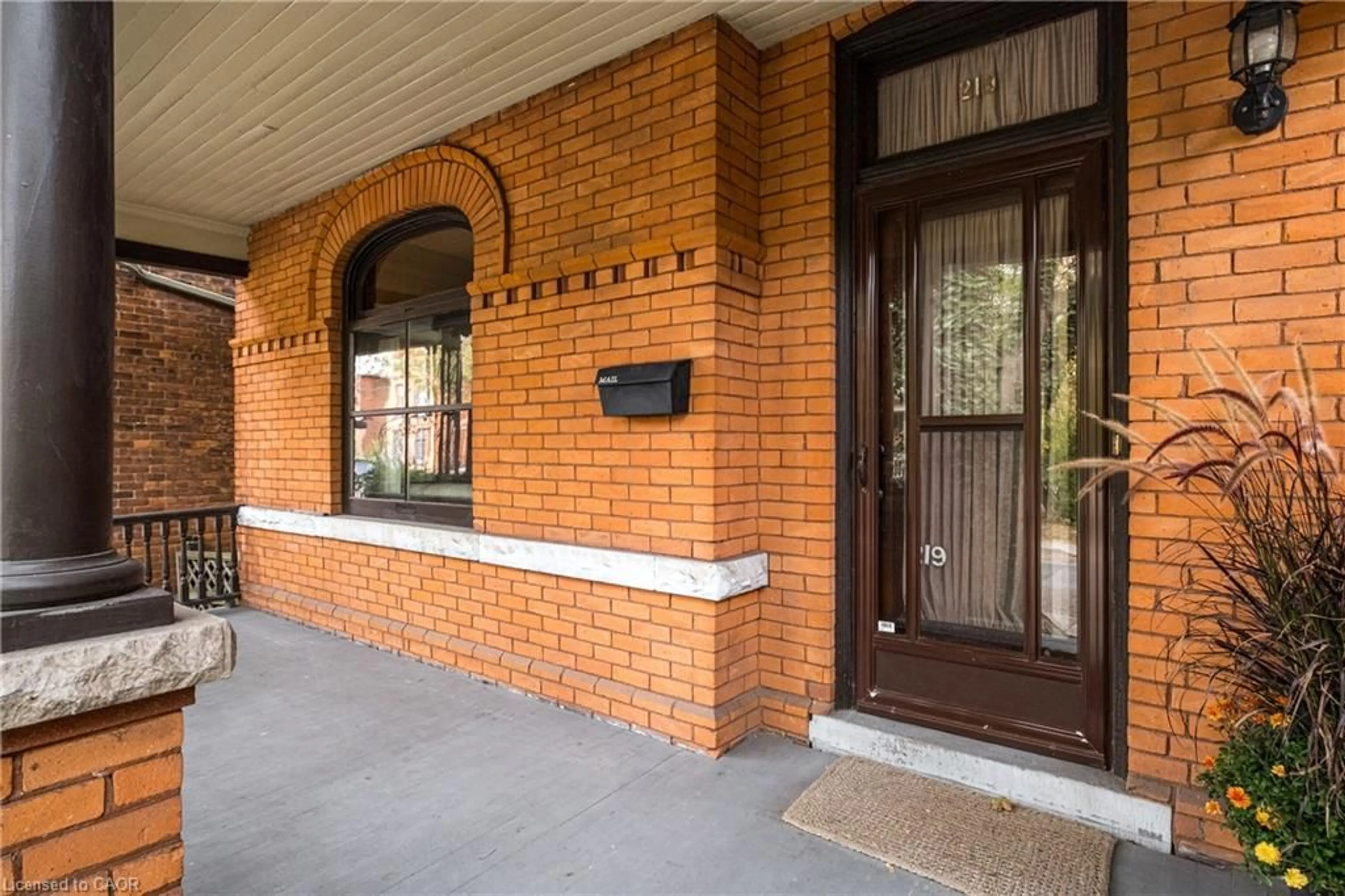 Unknown for 219 Charlton Ave, Hamilton Ontario L8P 2E3