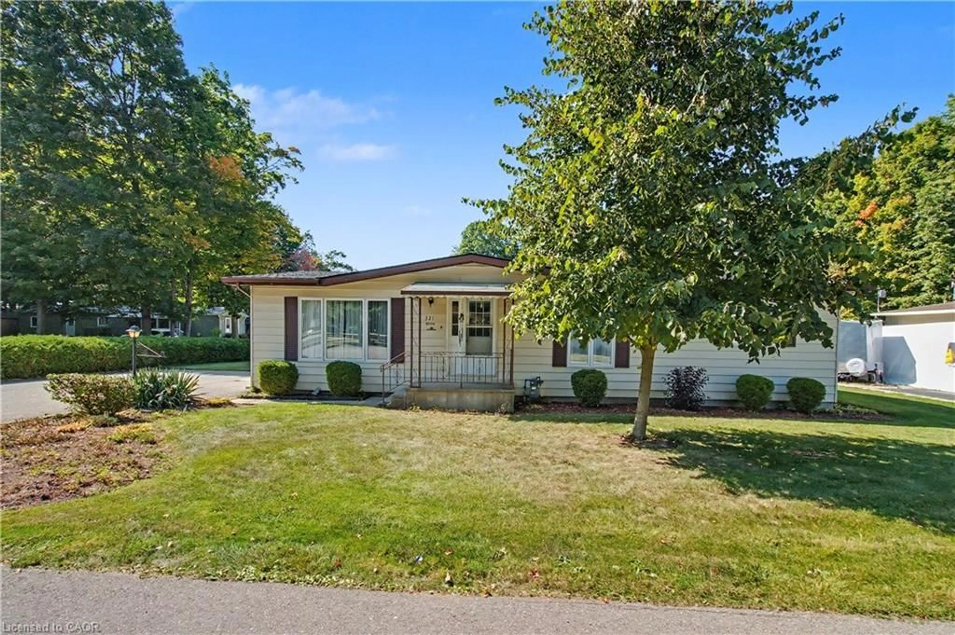 Home with vinyl exterior material, street for 10085 Culloden Rd #321, Eden Ontario N0J 1H0