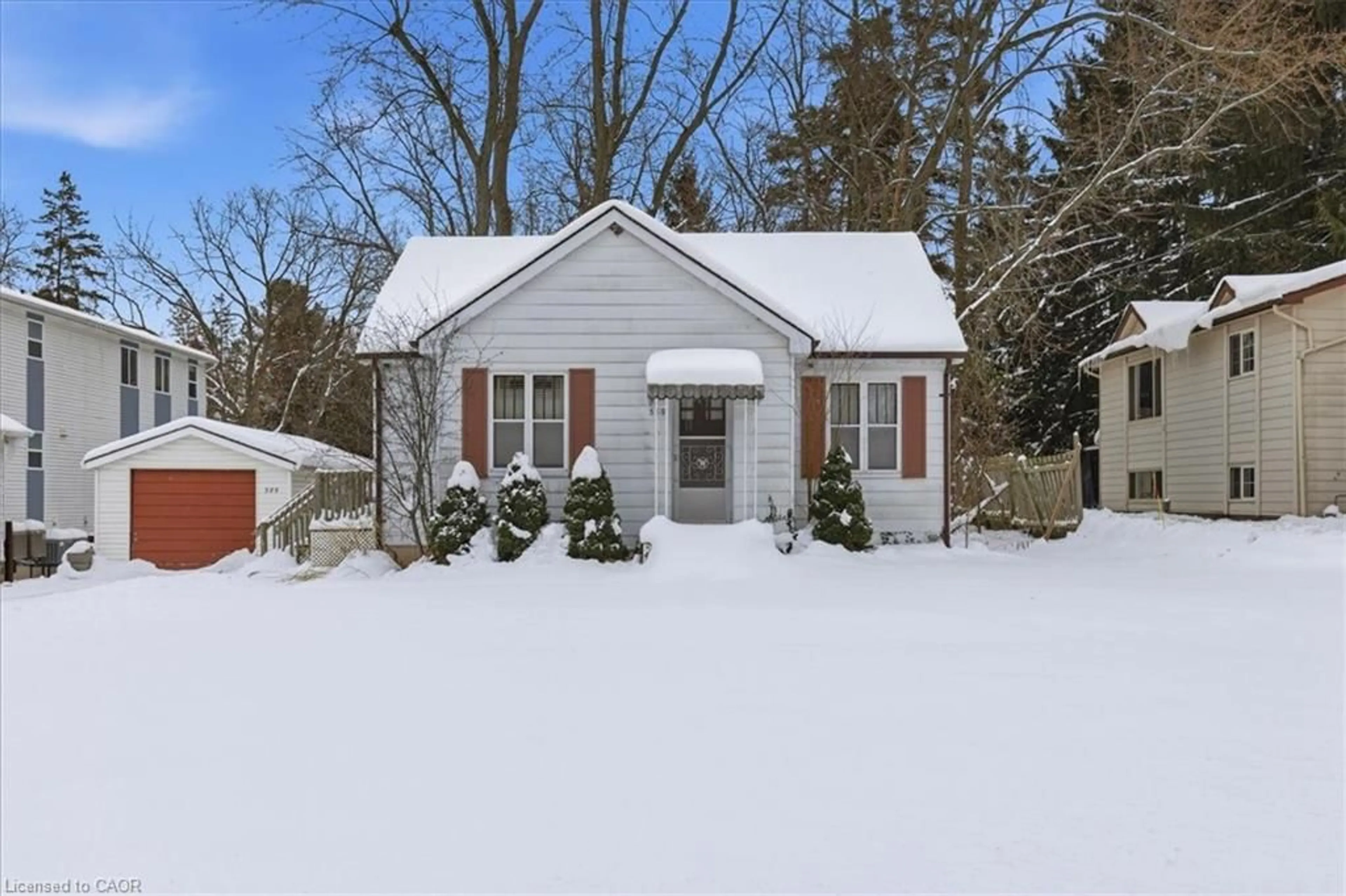 Unknown for 389 Erb St, Waterloo Ontario N2L 1W7