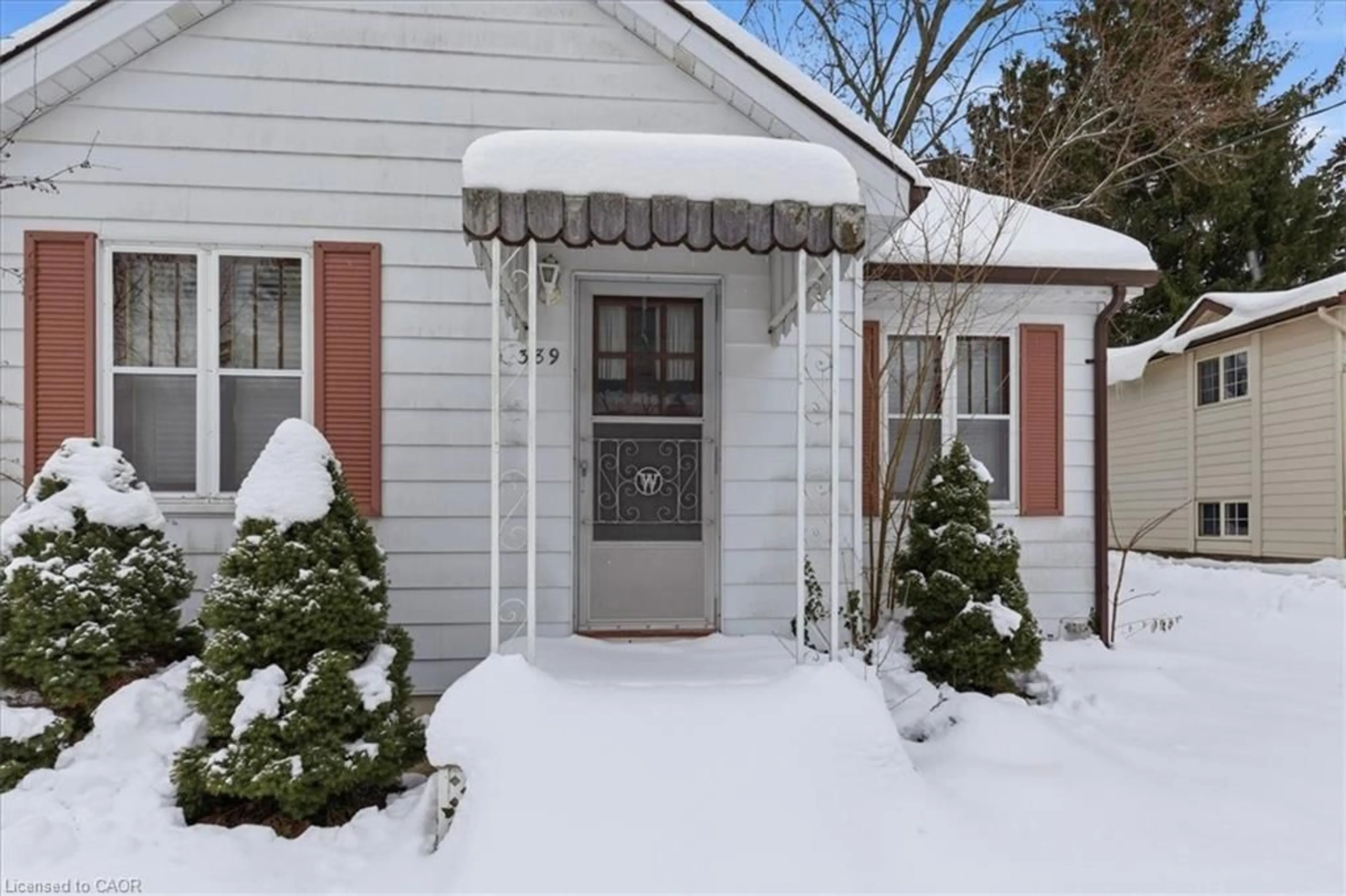 Unknown for 389 Erb St, Waterloo Ontario N2L 1W7