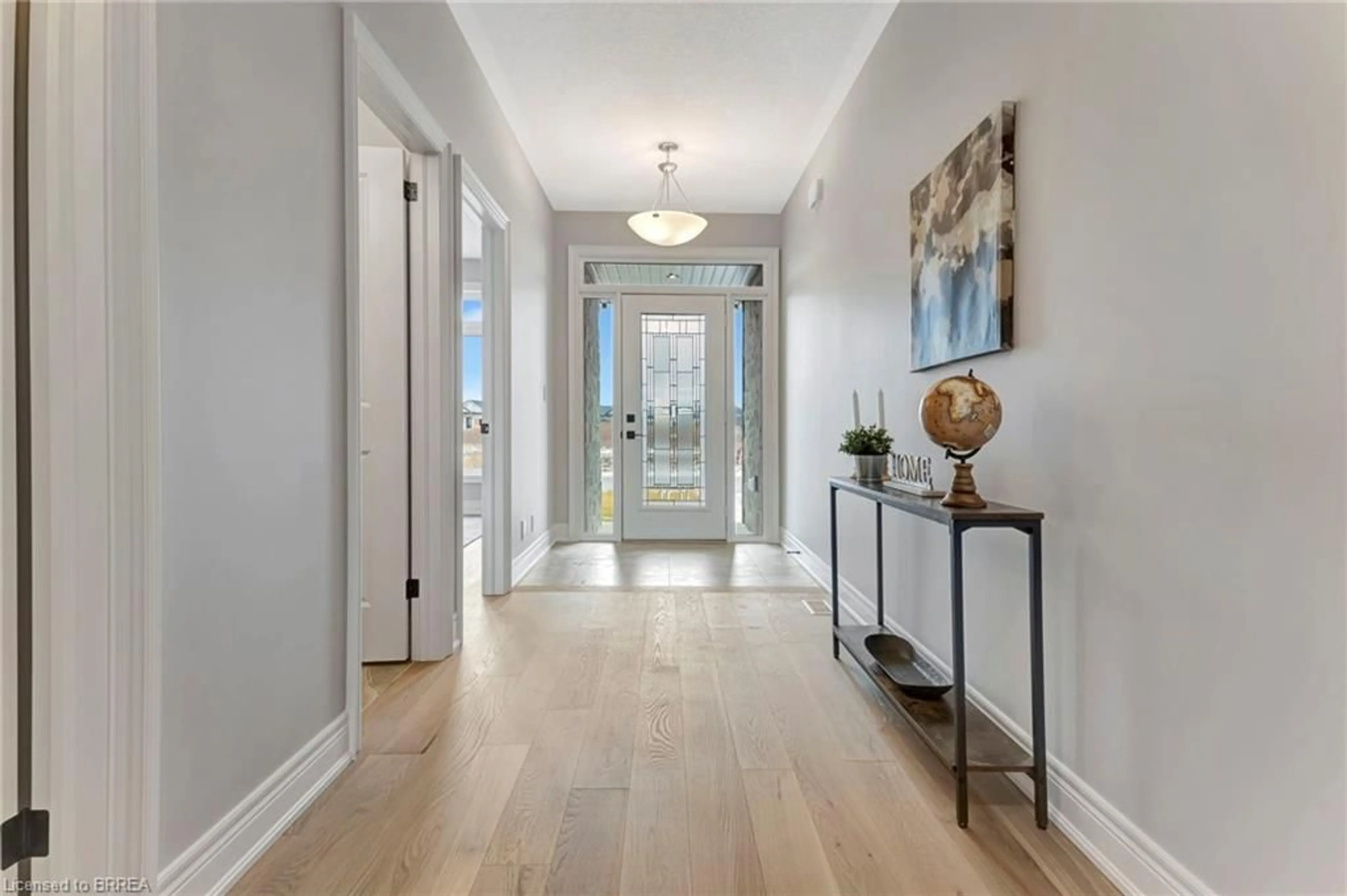 Indoor entryway for 89 Craddock Blvd, Jarvis Ontario N0A 1J0