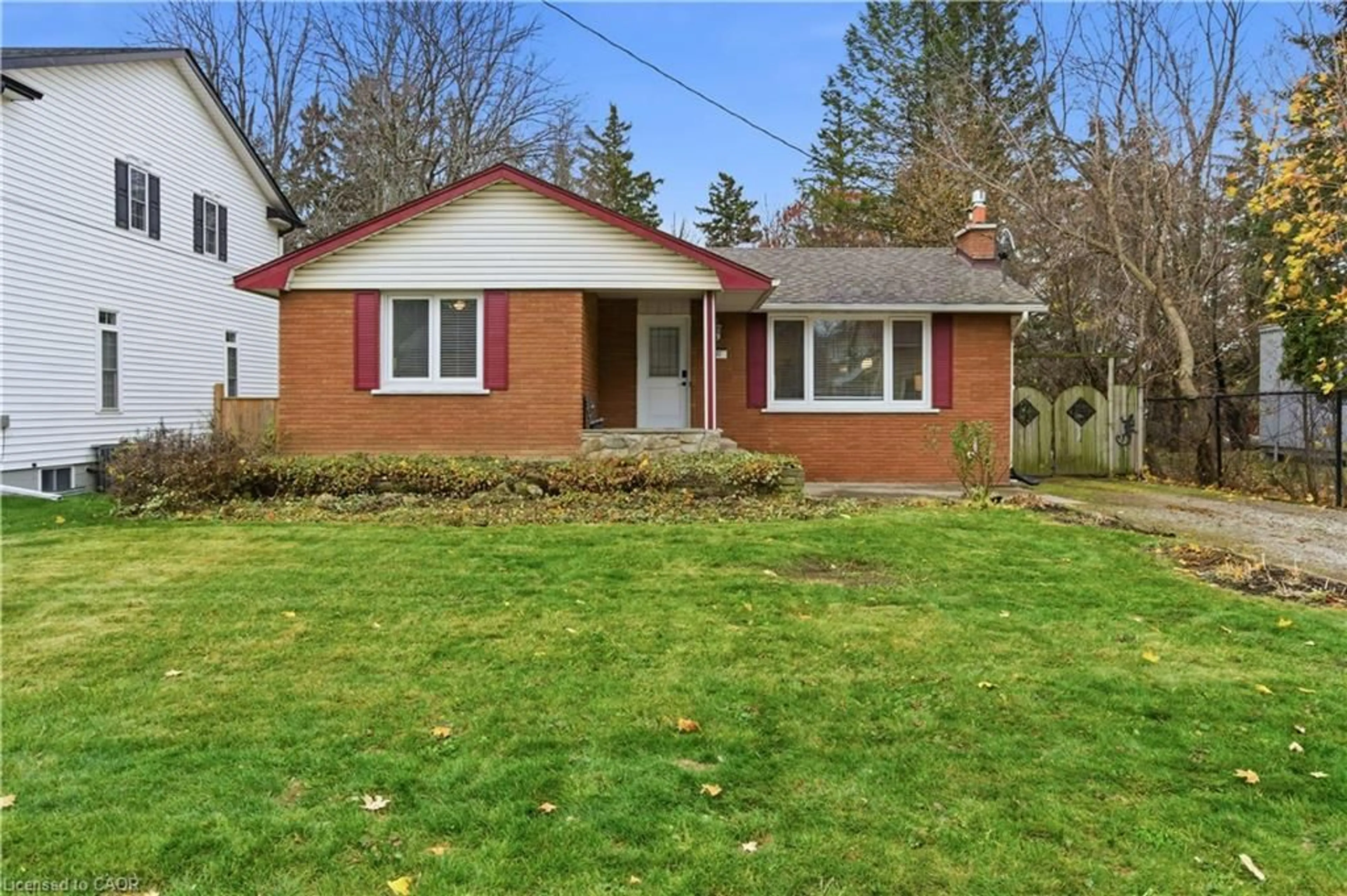 Home with brick exterior material, street for 30 Kelly St, Waterdown Ontario L0R 2H0