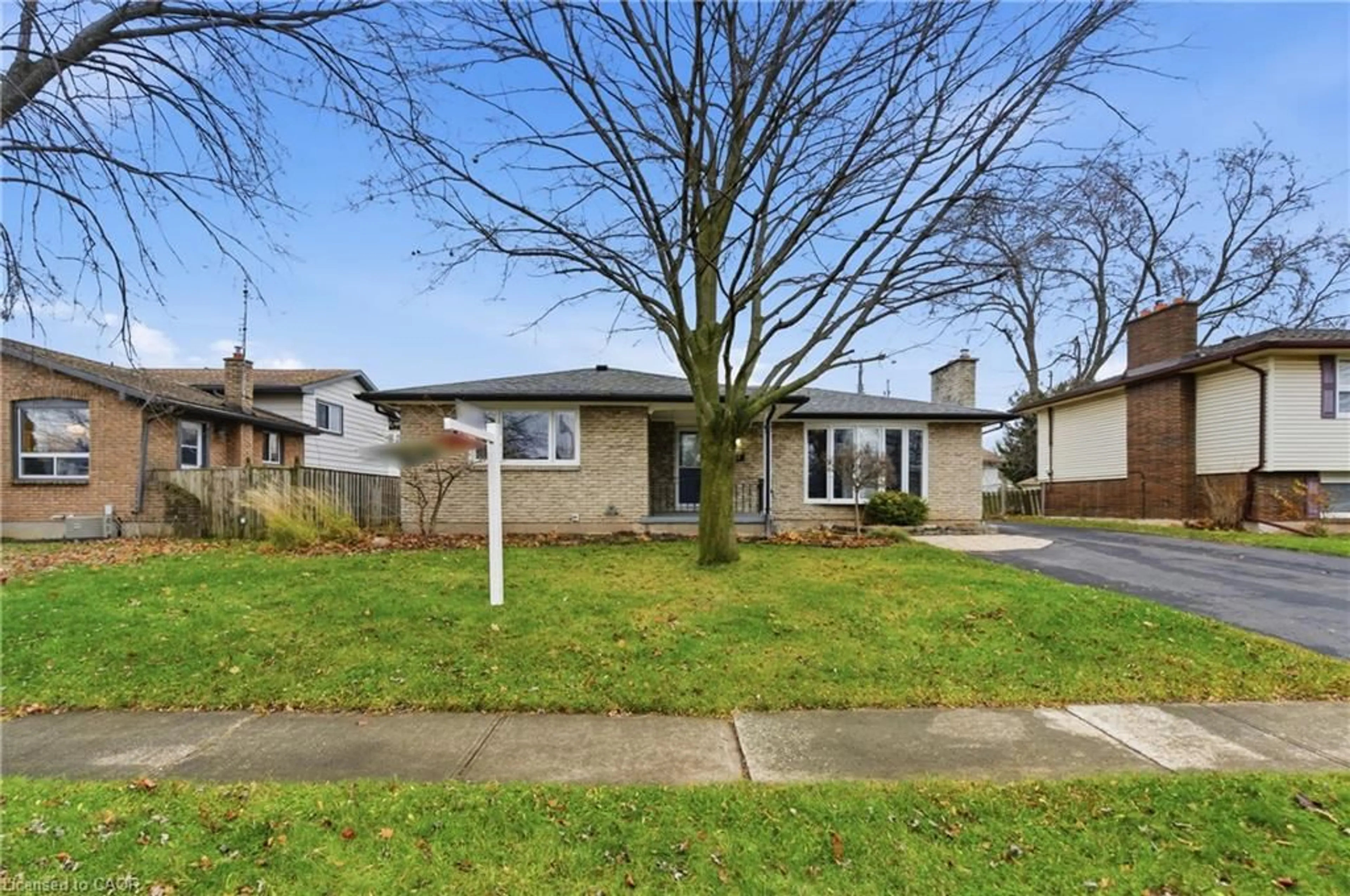 Unknown for 22 Colonial St, Welland Ontario L3C 5W5