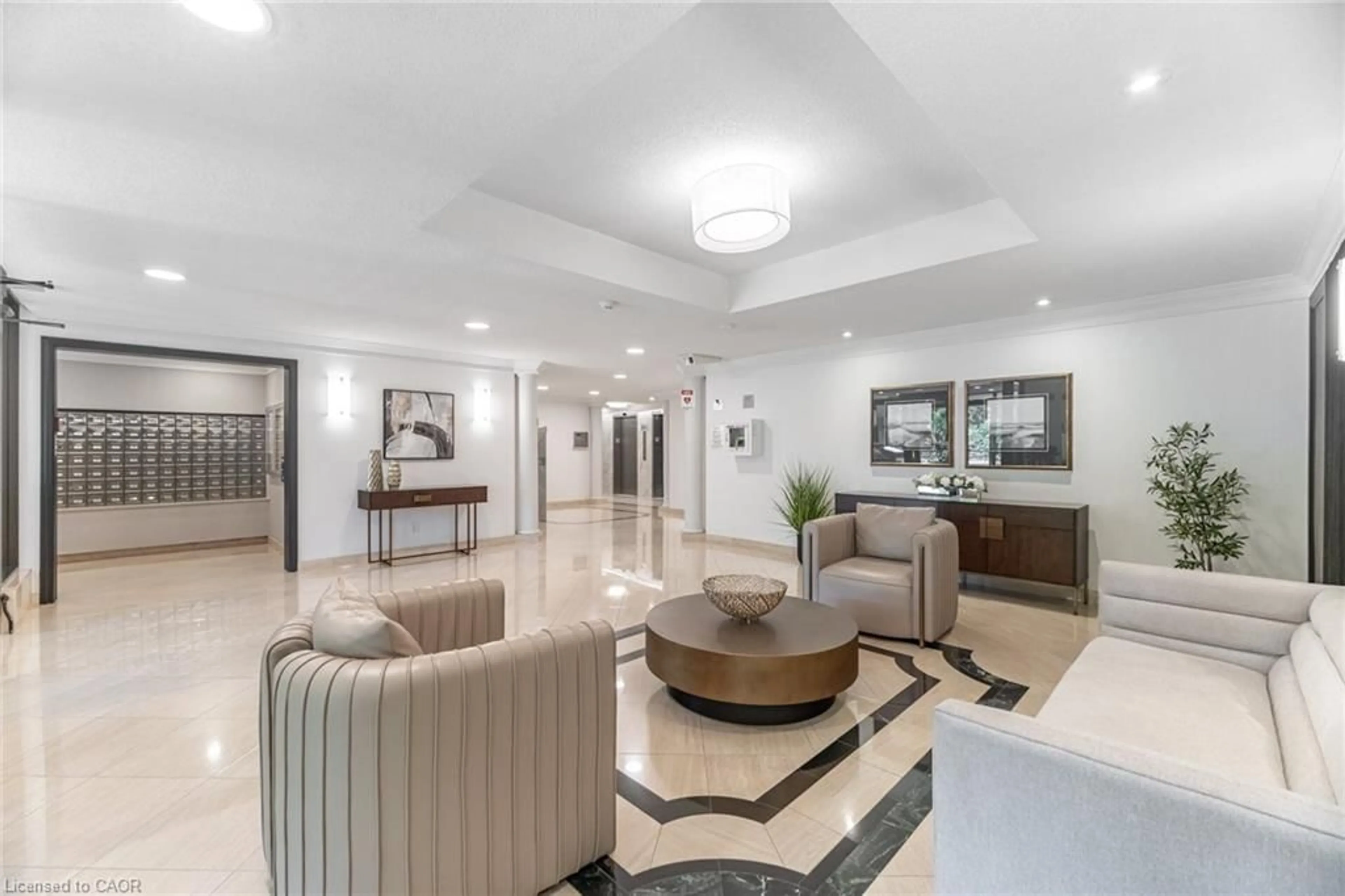 Lobby for 275 Bamburgh Cir #309, Toronto Ontario M1W 3X4