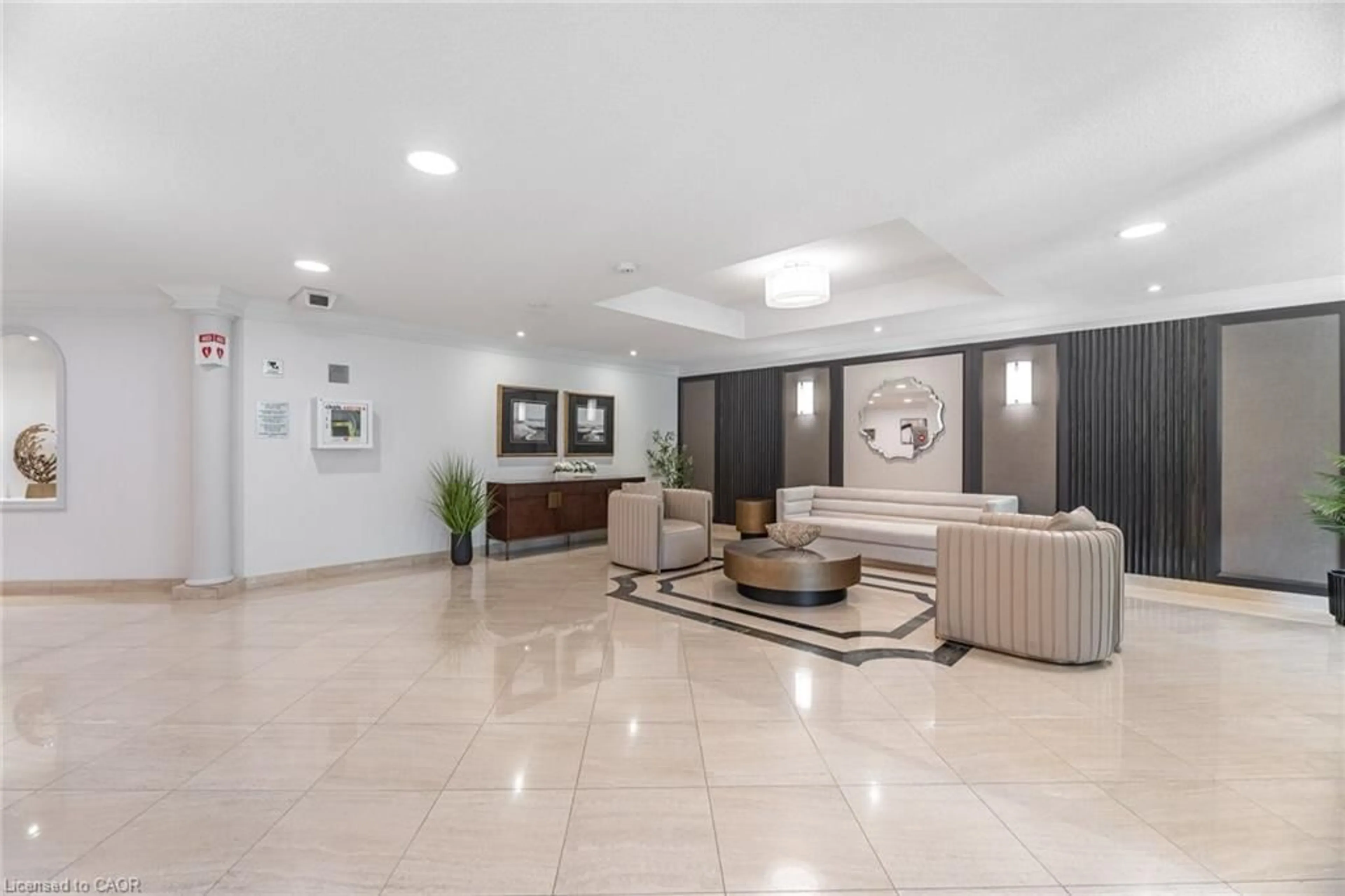 Lobby for 275 Bamburgh Cir #309, Toronto Ontario M1W 3X4