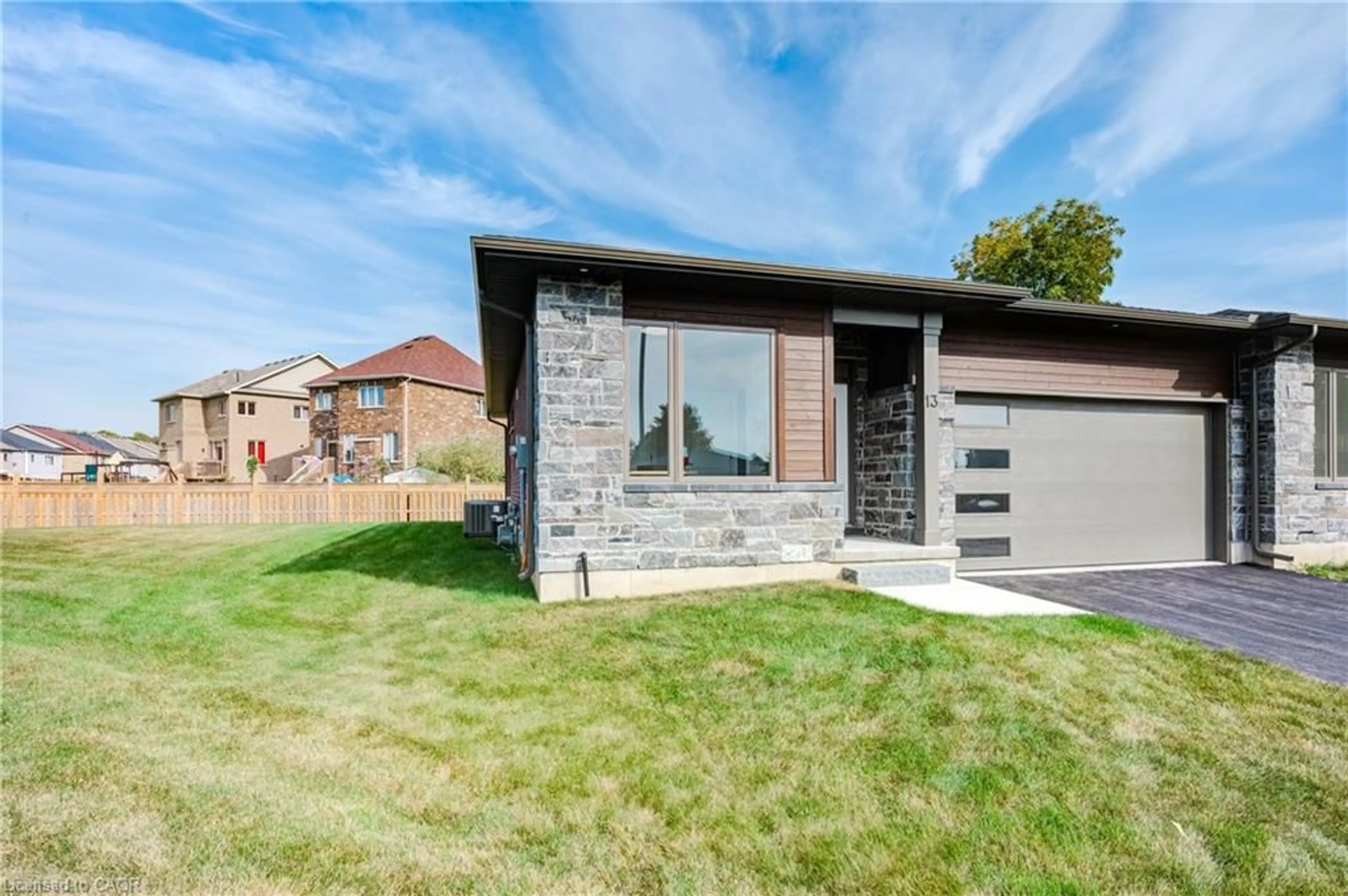 Home with brick exterior material, street for 269 Pittock Park Rd #17, Woodstock Ontario N4S 7W2