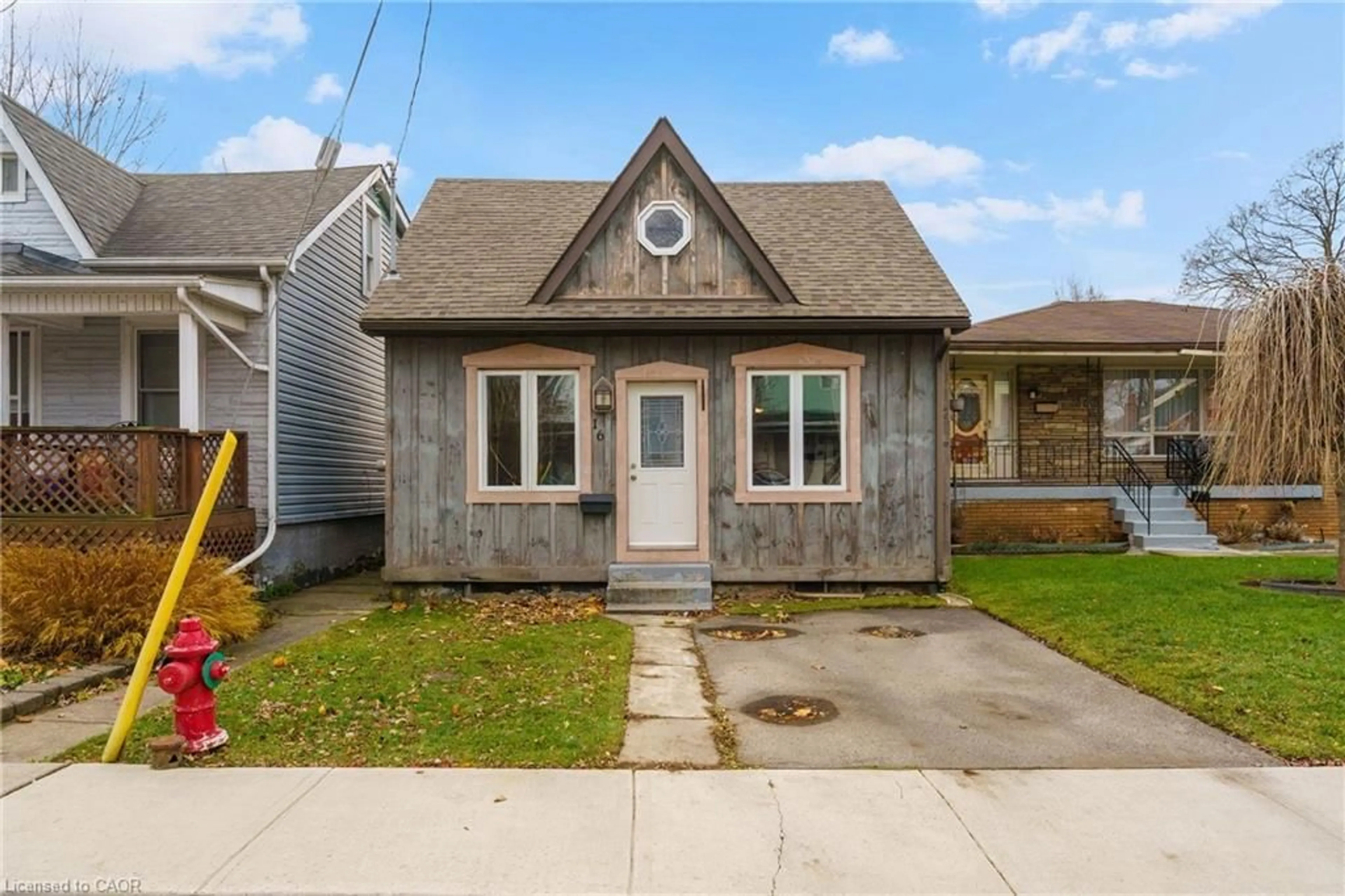 Unknown for 16 Edison St, Hamilton Ontario L8P 1G6