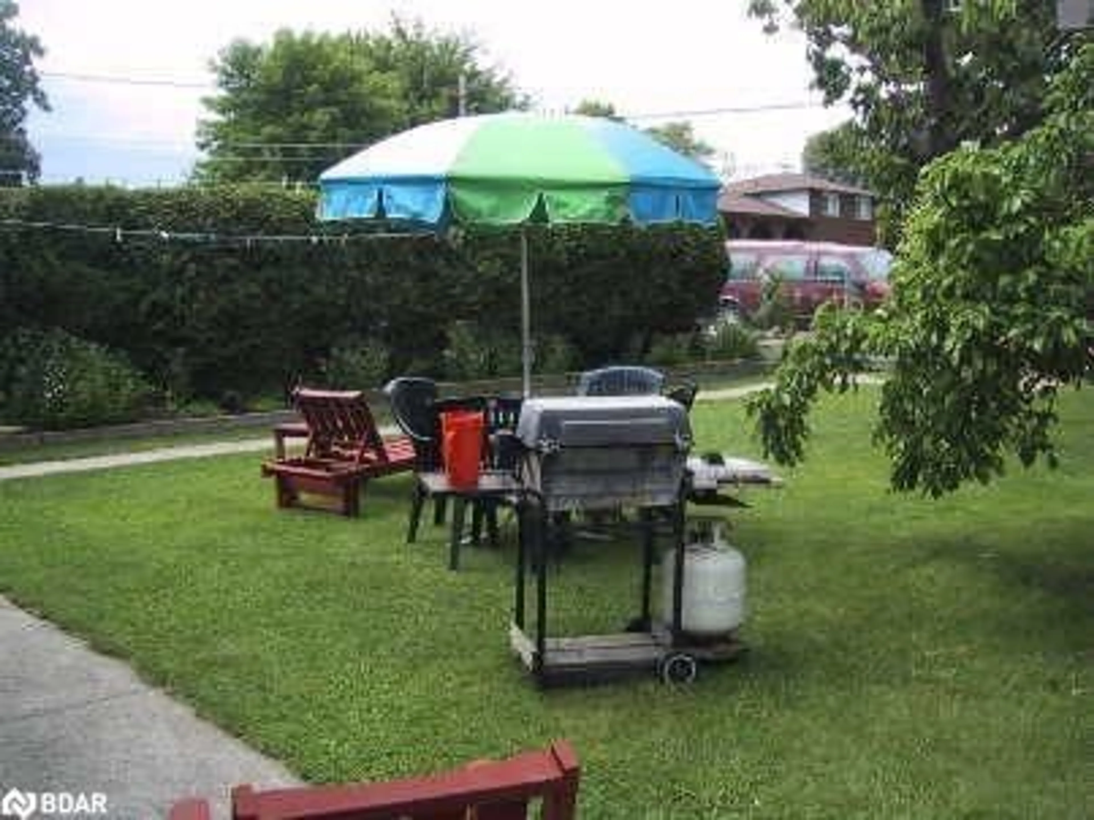 Patio, street for 62 Falmouth Ave, Scarborough Ontario M1K 4M8