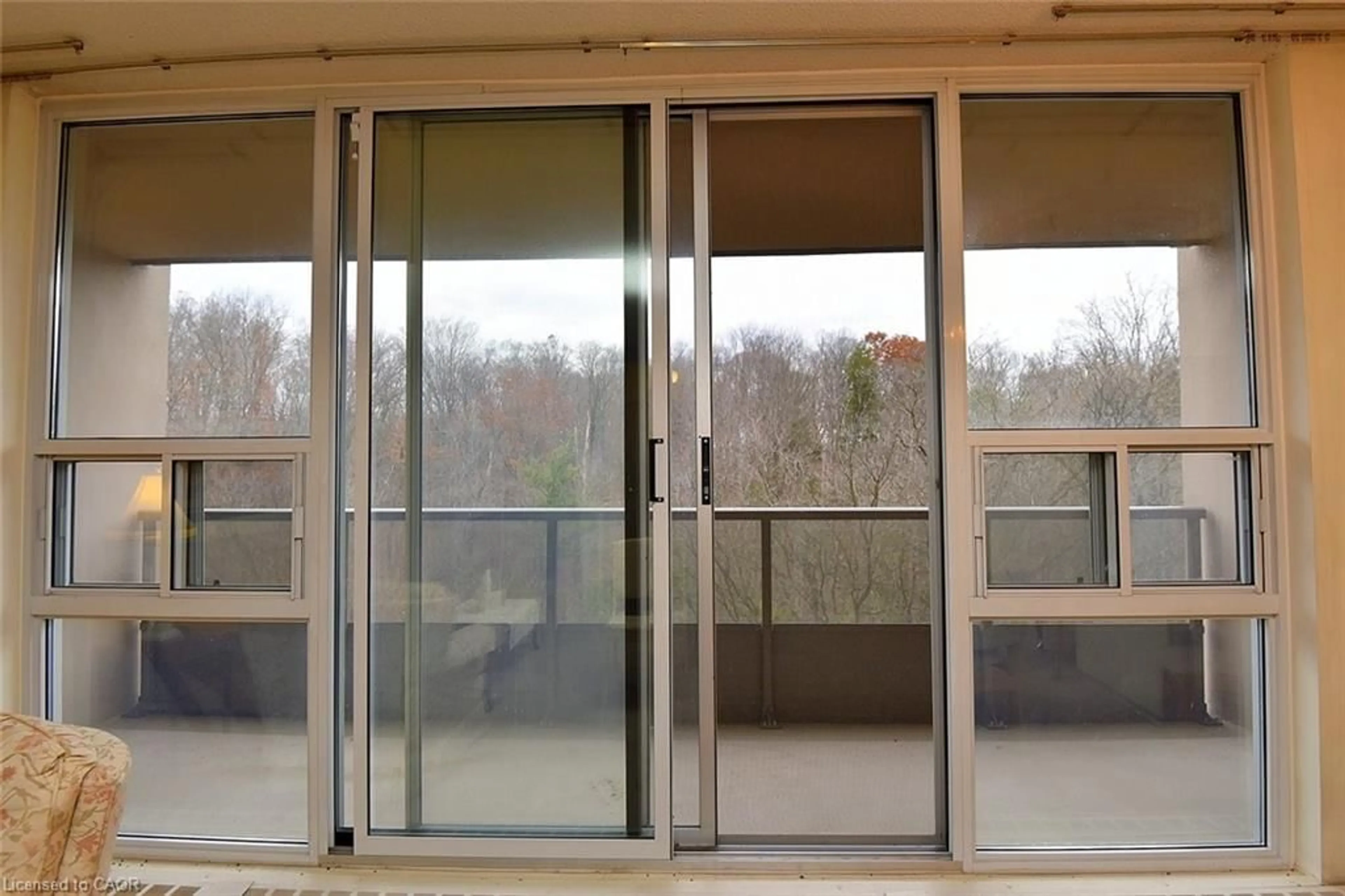 Indoor foyer for 1968 Main St #708, Hamilton Ontario L8S 1J7