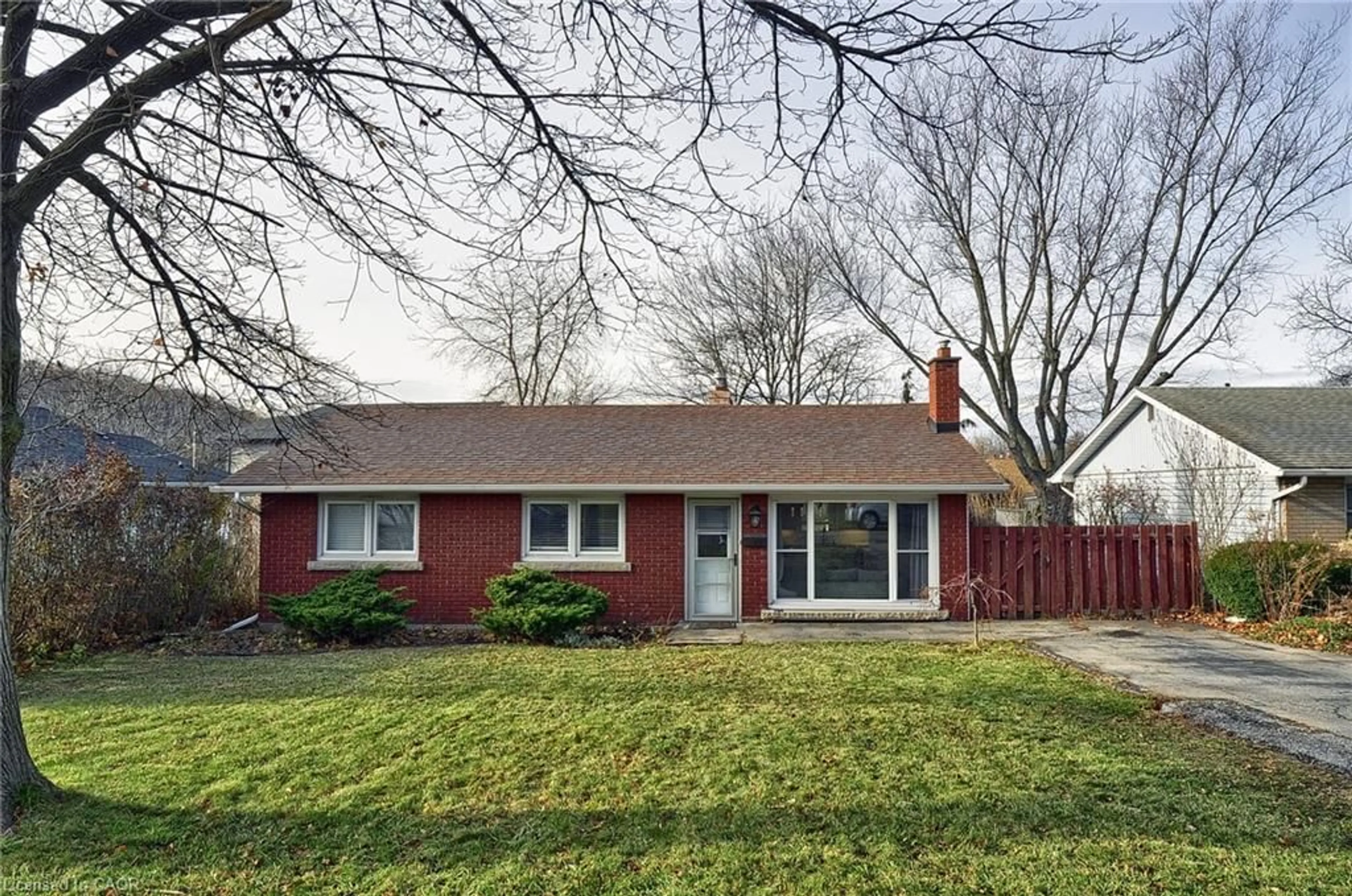 Home with brick exterior material, street for 144 Jacobson Ave, St. Catharines Ontario L2T 3A5