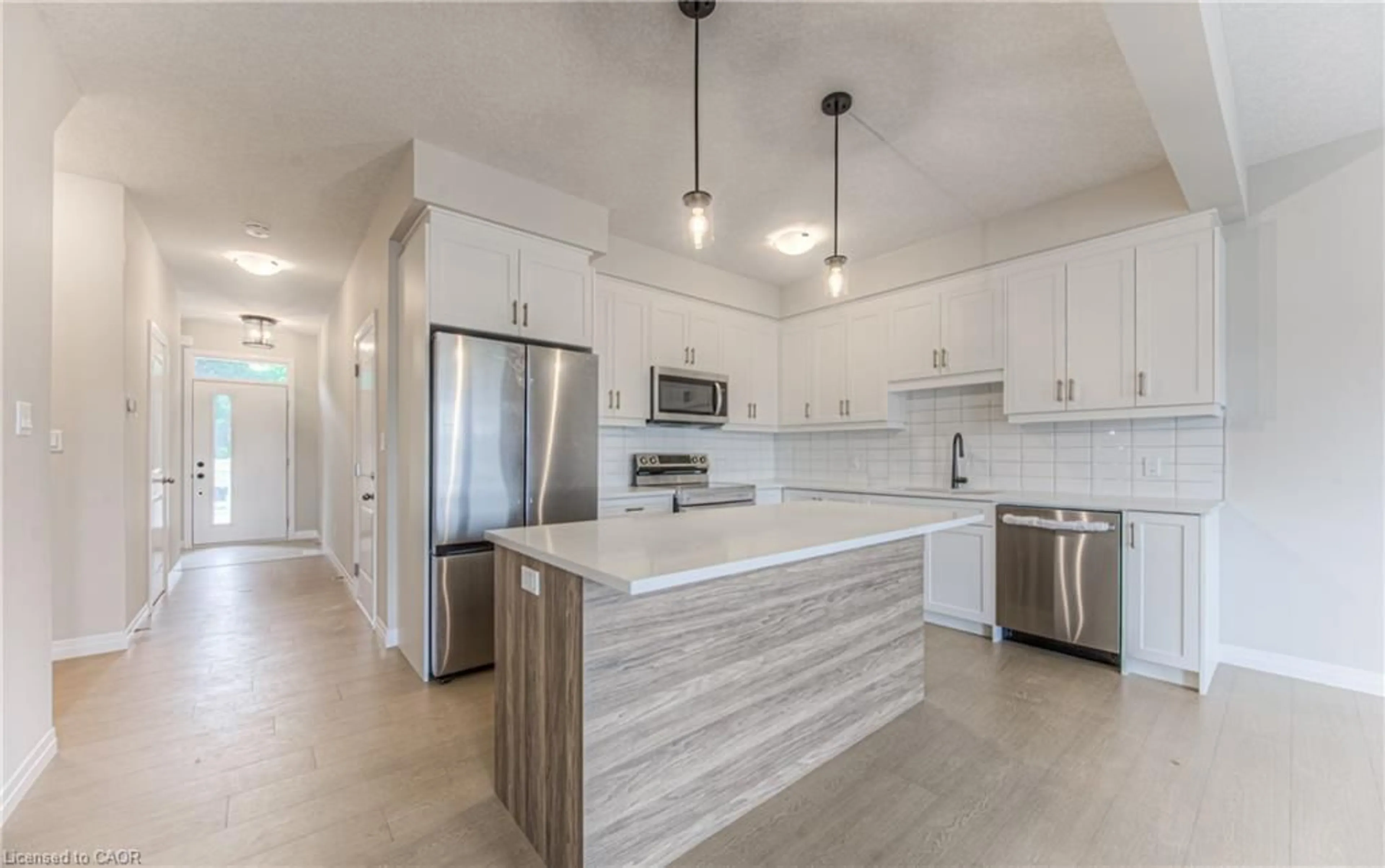 Open concept kitchen, unknown for 256 Green Gate Blvd, Cambridge Ontario N1T 0H6