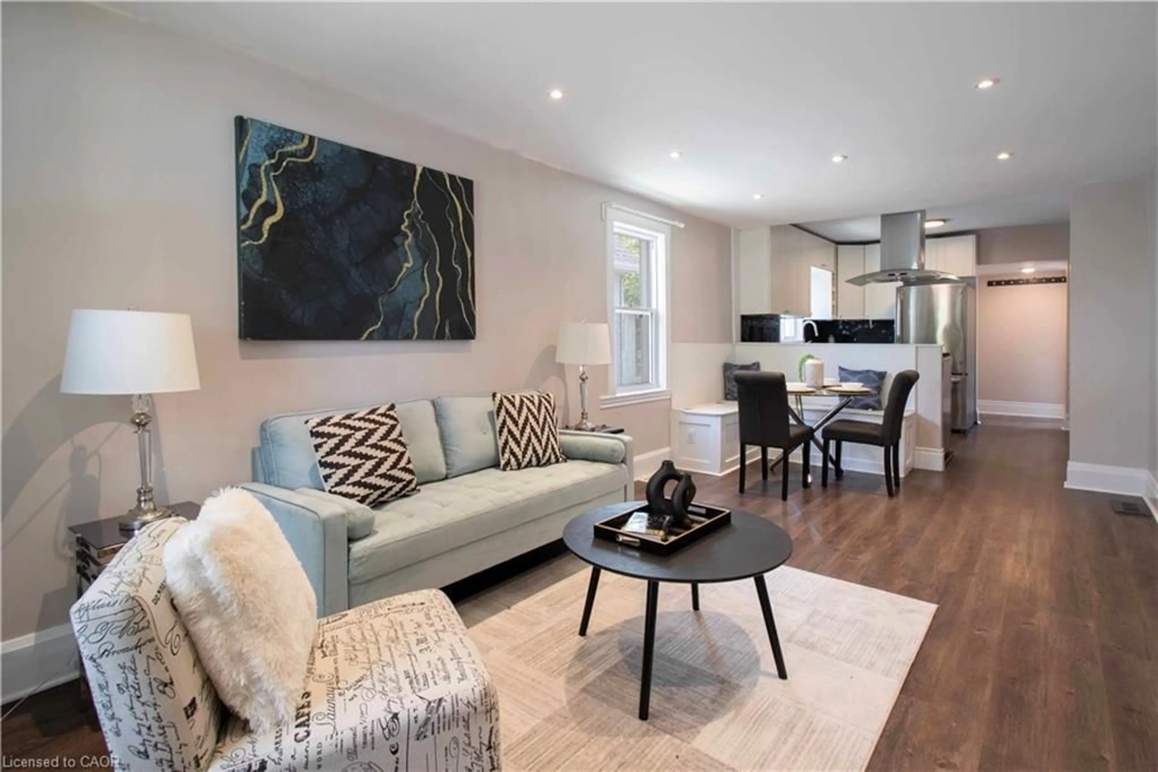 Living room with furniture, unknown for 10 Manning St, St. Catharines Ontario L2R 1H9