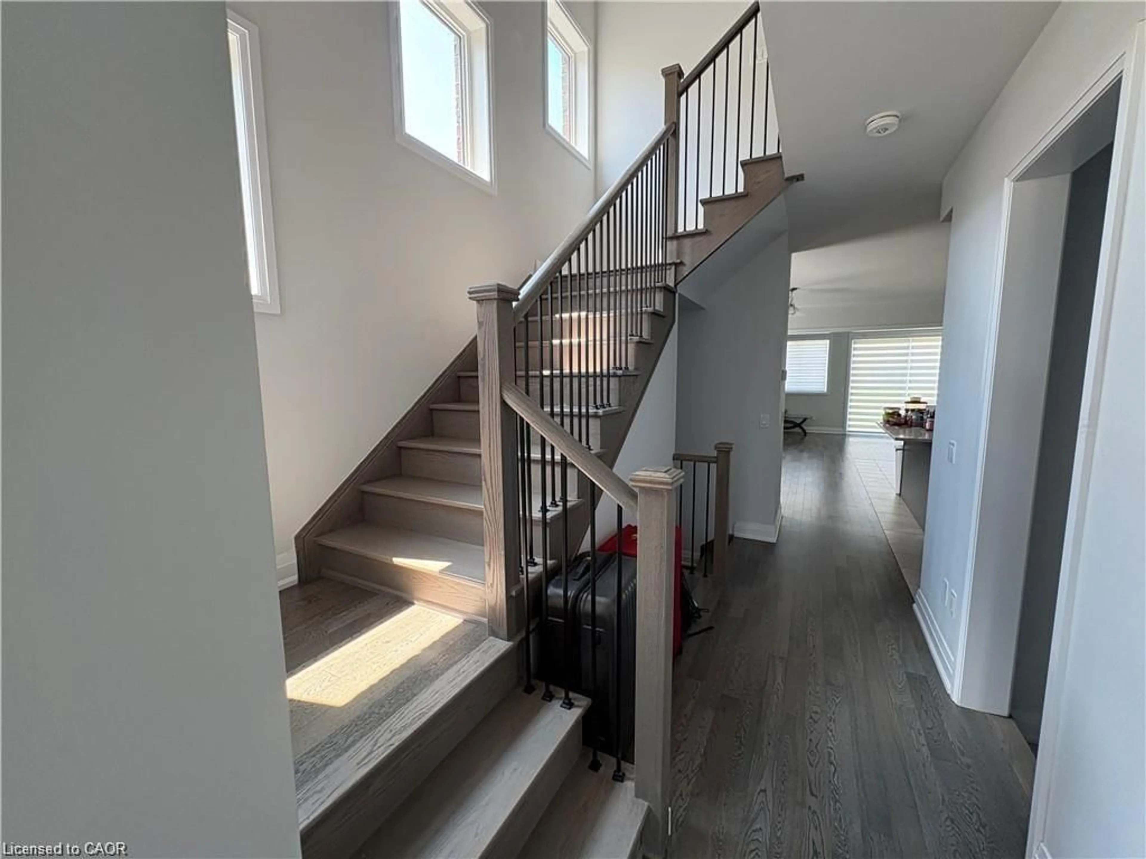 Stairs for 125 Cole Terrace Terr, Woodstock Ontario N4T 0P5
