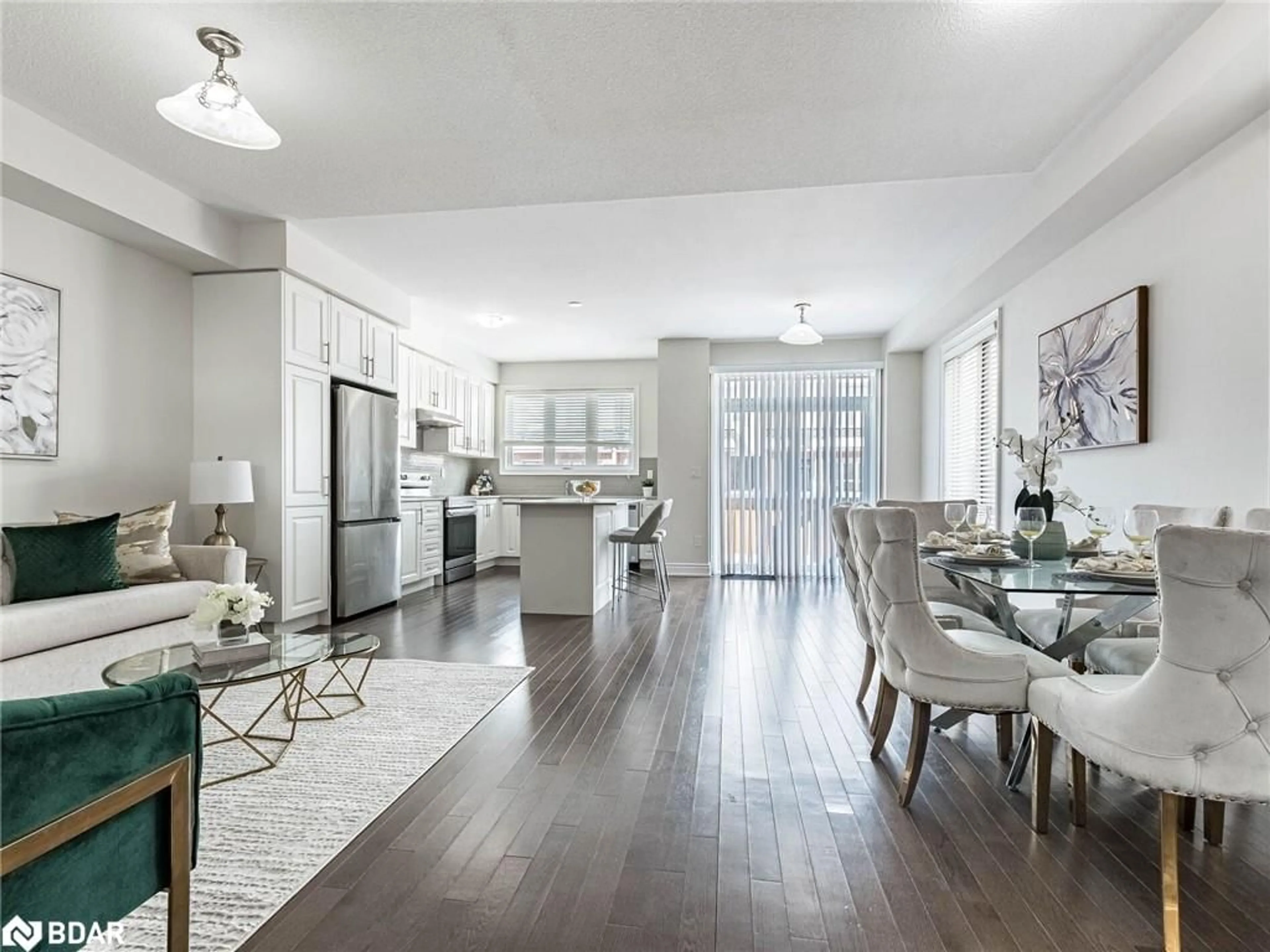 Open concept kitchen, unknown for 6 Quinton Ridge Ridge, Brampton Ontario L6Y 0E3