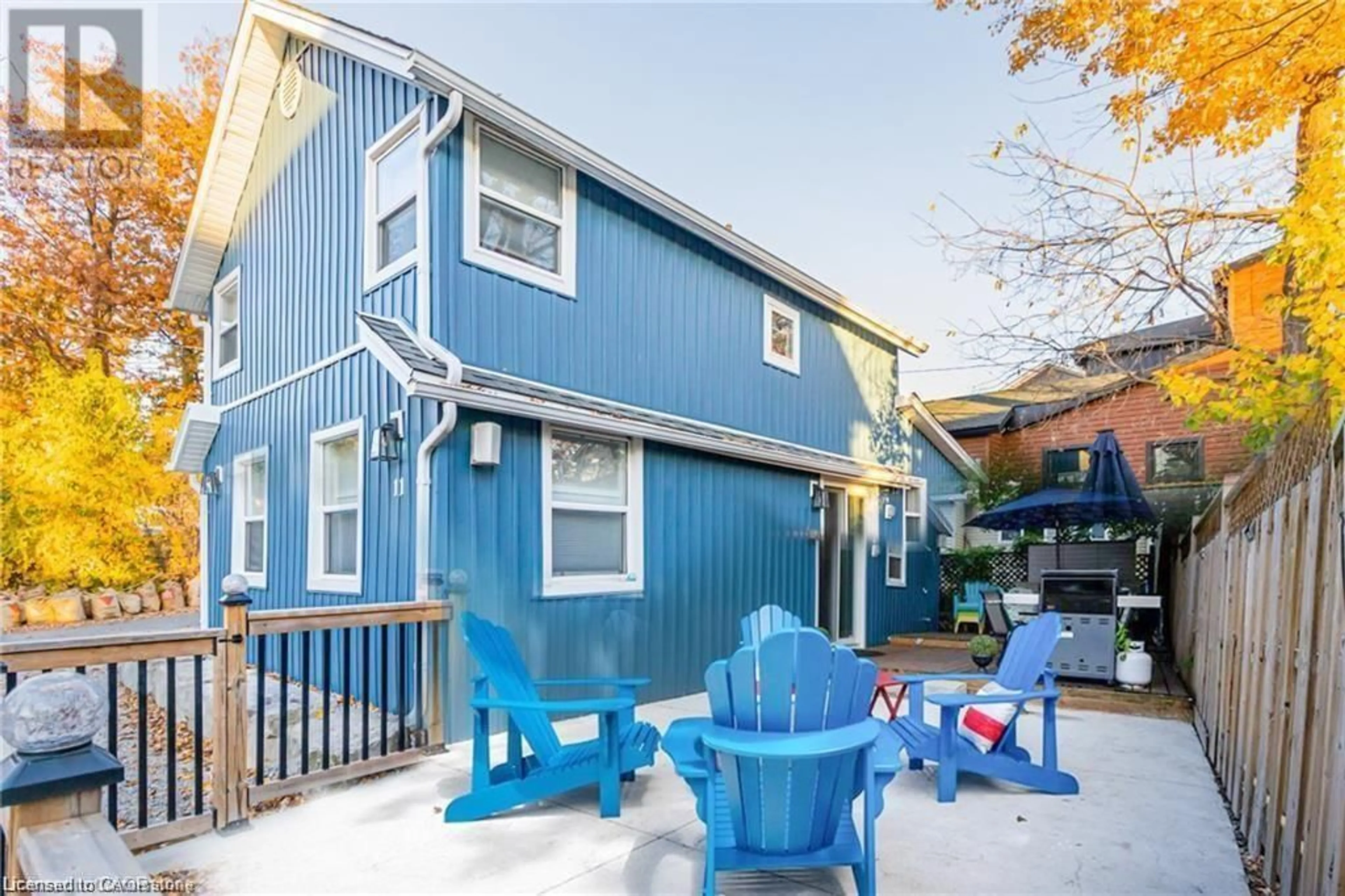 Patio, street for 11 Dietrich Cres, Grand Bend Ontario N0M 1T0