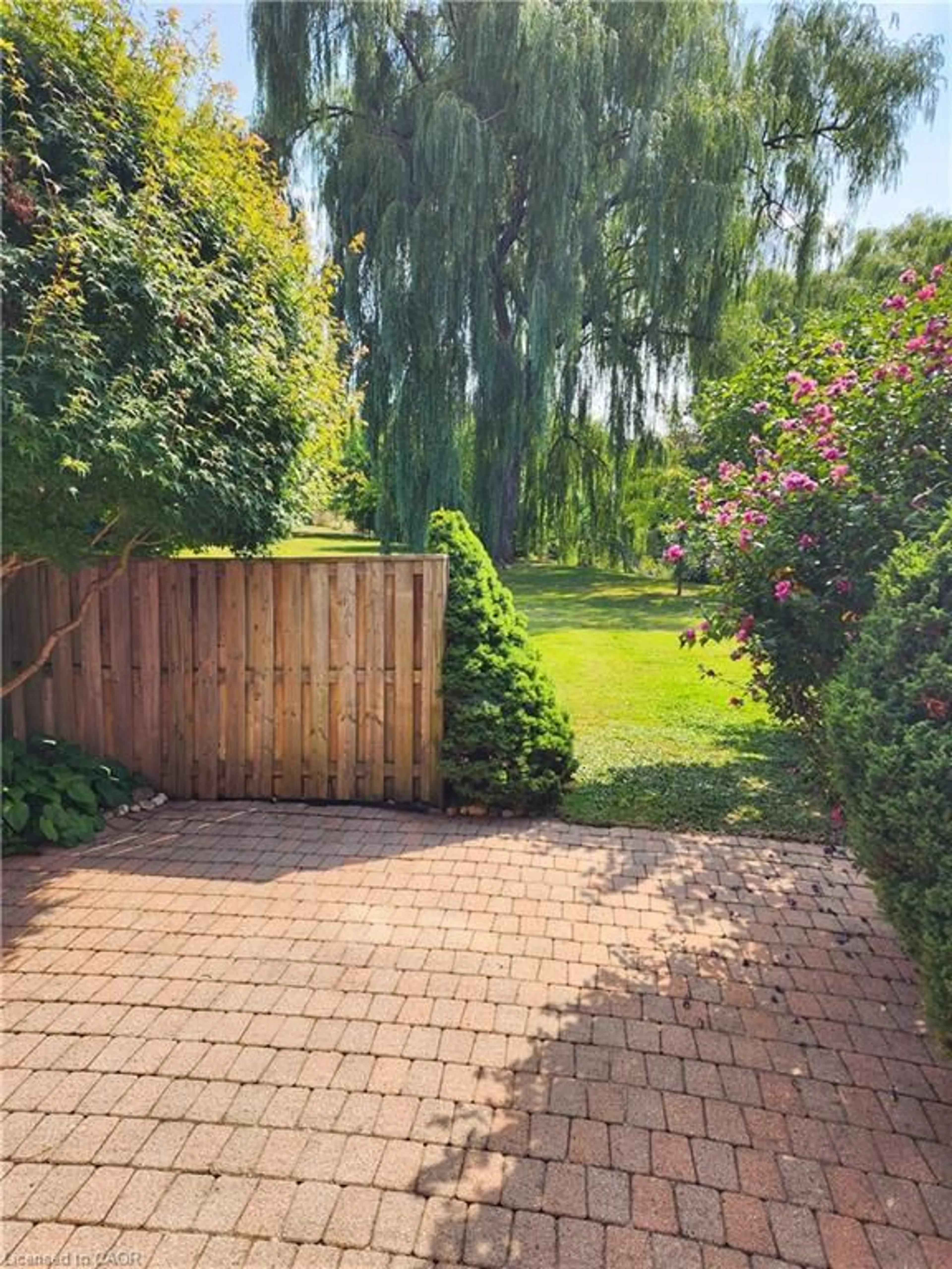 Patio, unknown for 121 University Ave #52, Waterloo Ontario N2J 4J1