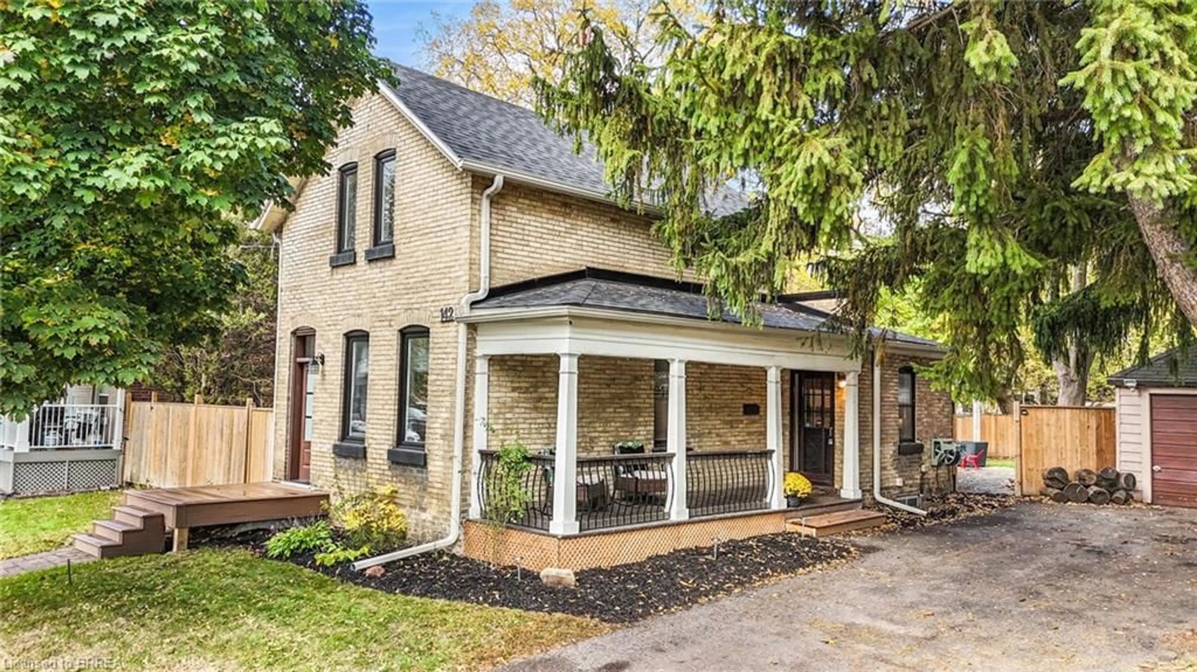 Home with brick exterior material, street for 142 Elgin St, Brantford Ontario N3S 5A5