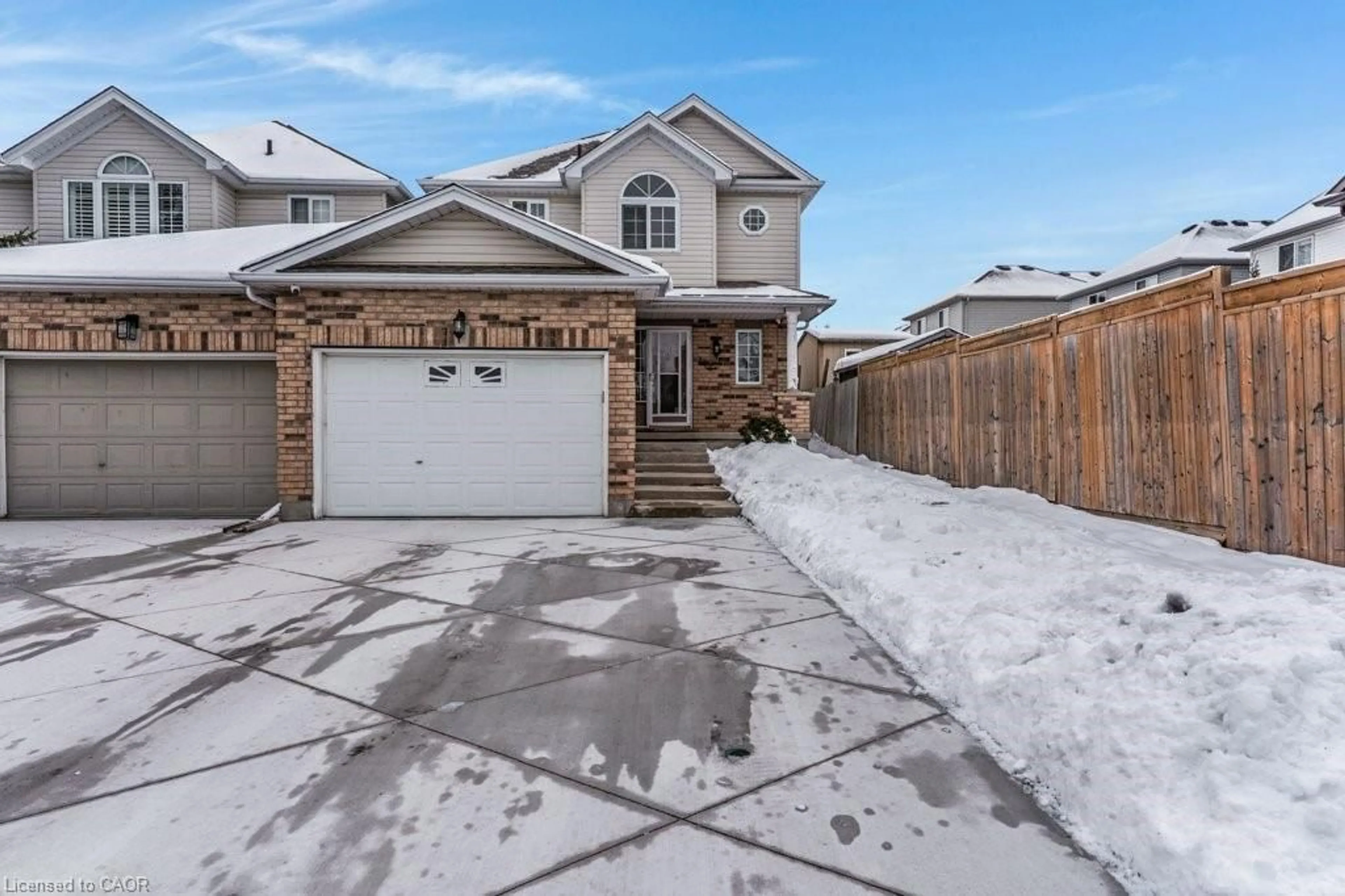 A pic from outside/outdoor area/front of a property/back of a property/a pic from drone, street for 102 Marston Cres, Cambridge Ontario N3C 4G4