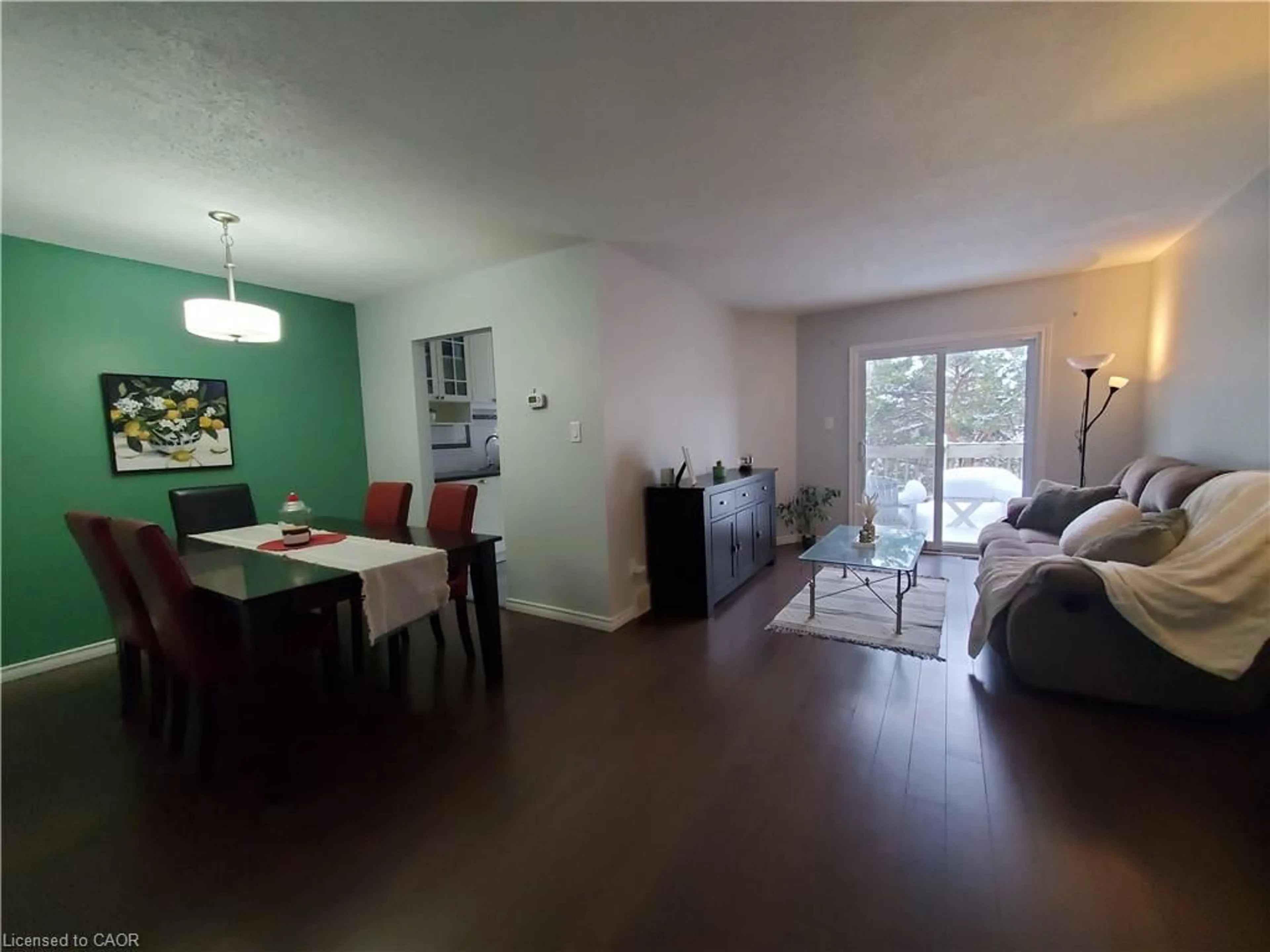 A pic of a room for 210 Highland Cres #19, Kitchener Ontario N2M 5H7