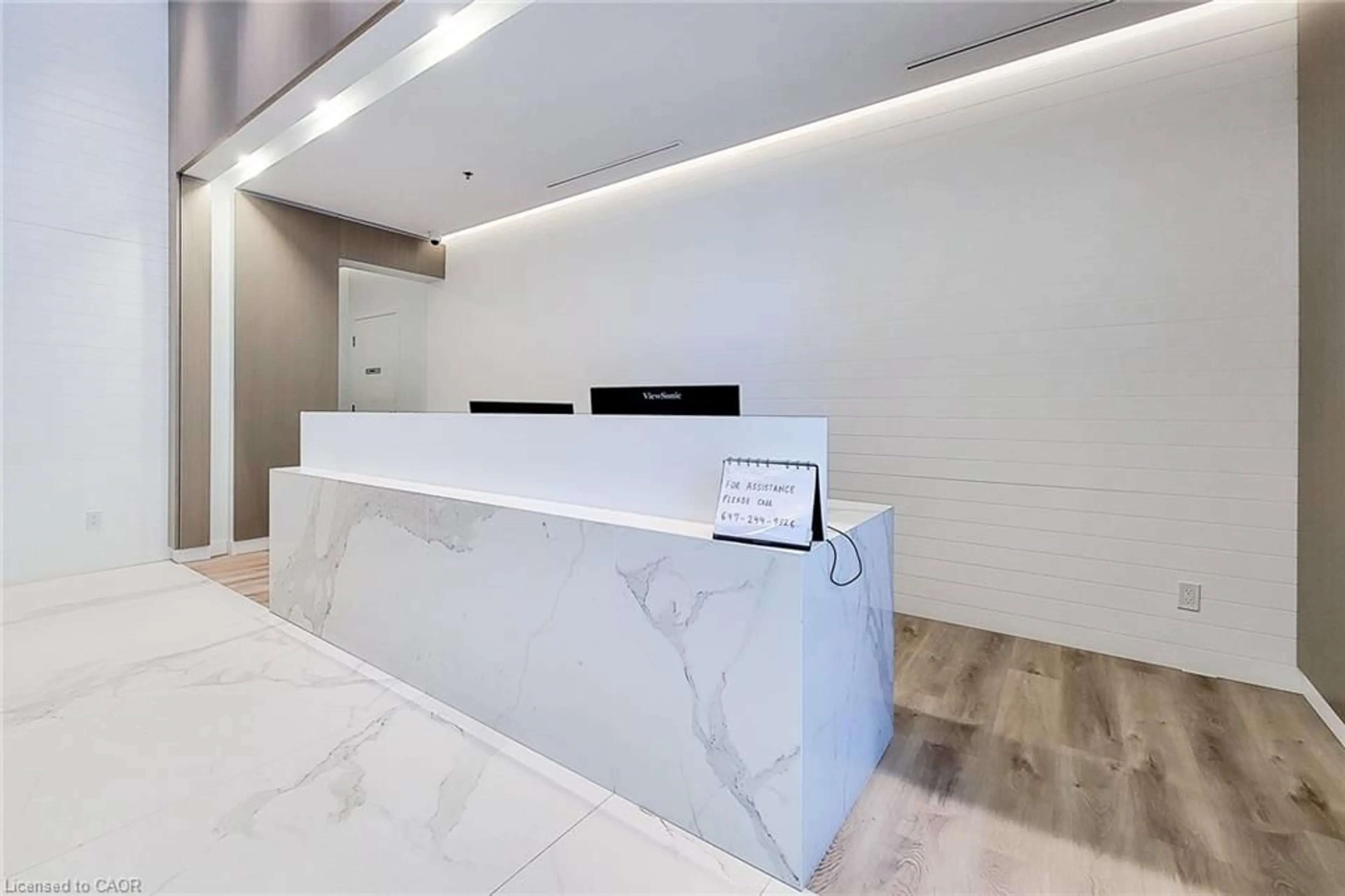 Lobby for 370 Martha St #608, Burlington Ontario L7R 2P7