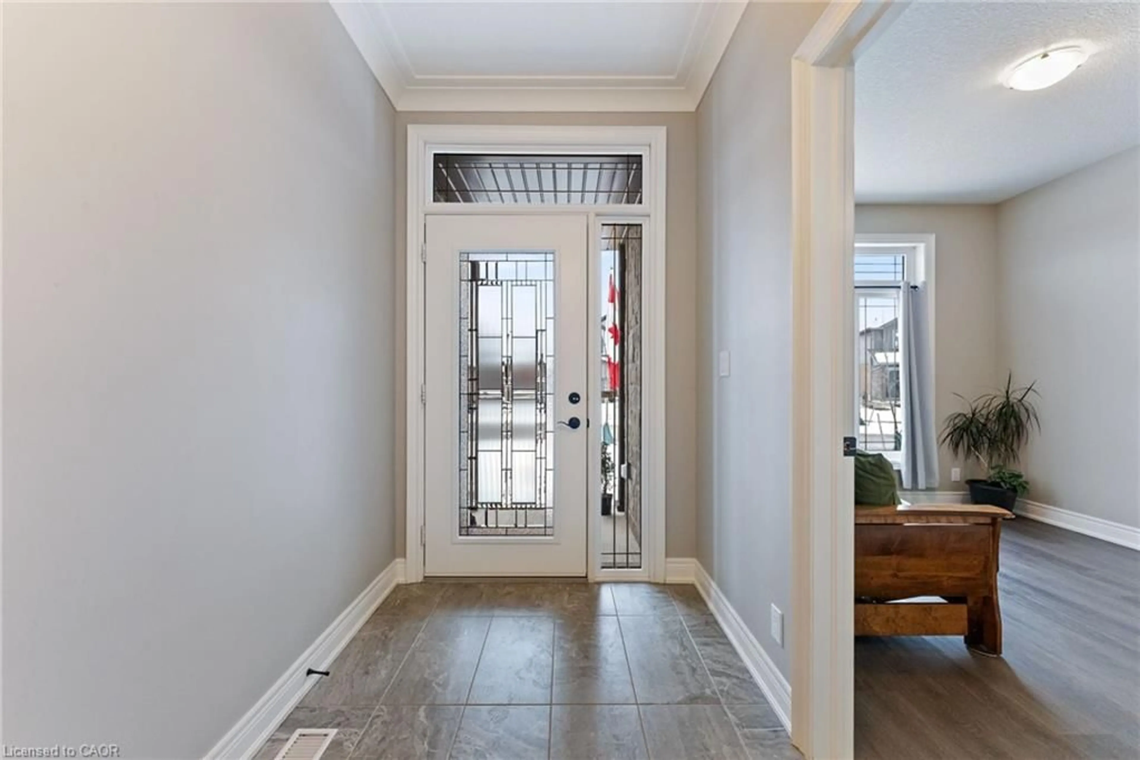 Indoor entryway for 33 Mckeen St, Jarvis Ontario N0A 1J0