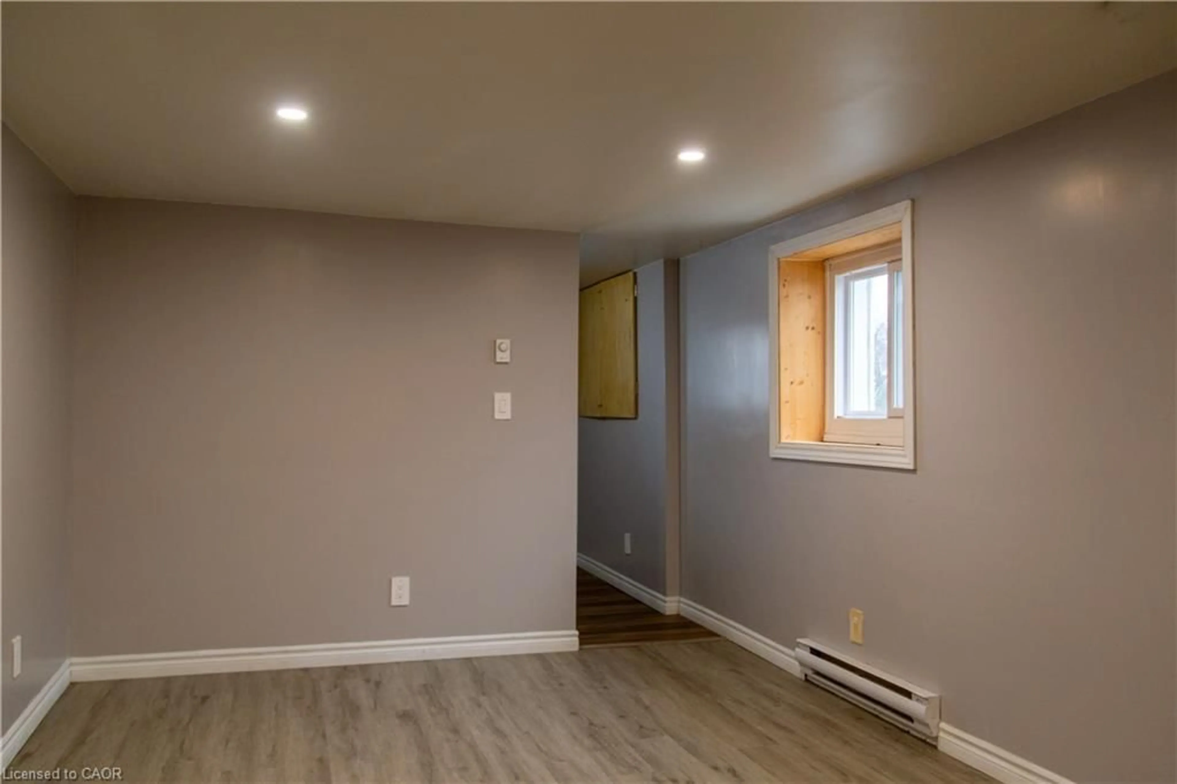 A pic of a room for 104 South St, Aylmer Ontario N5H 1P8