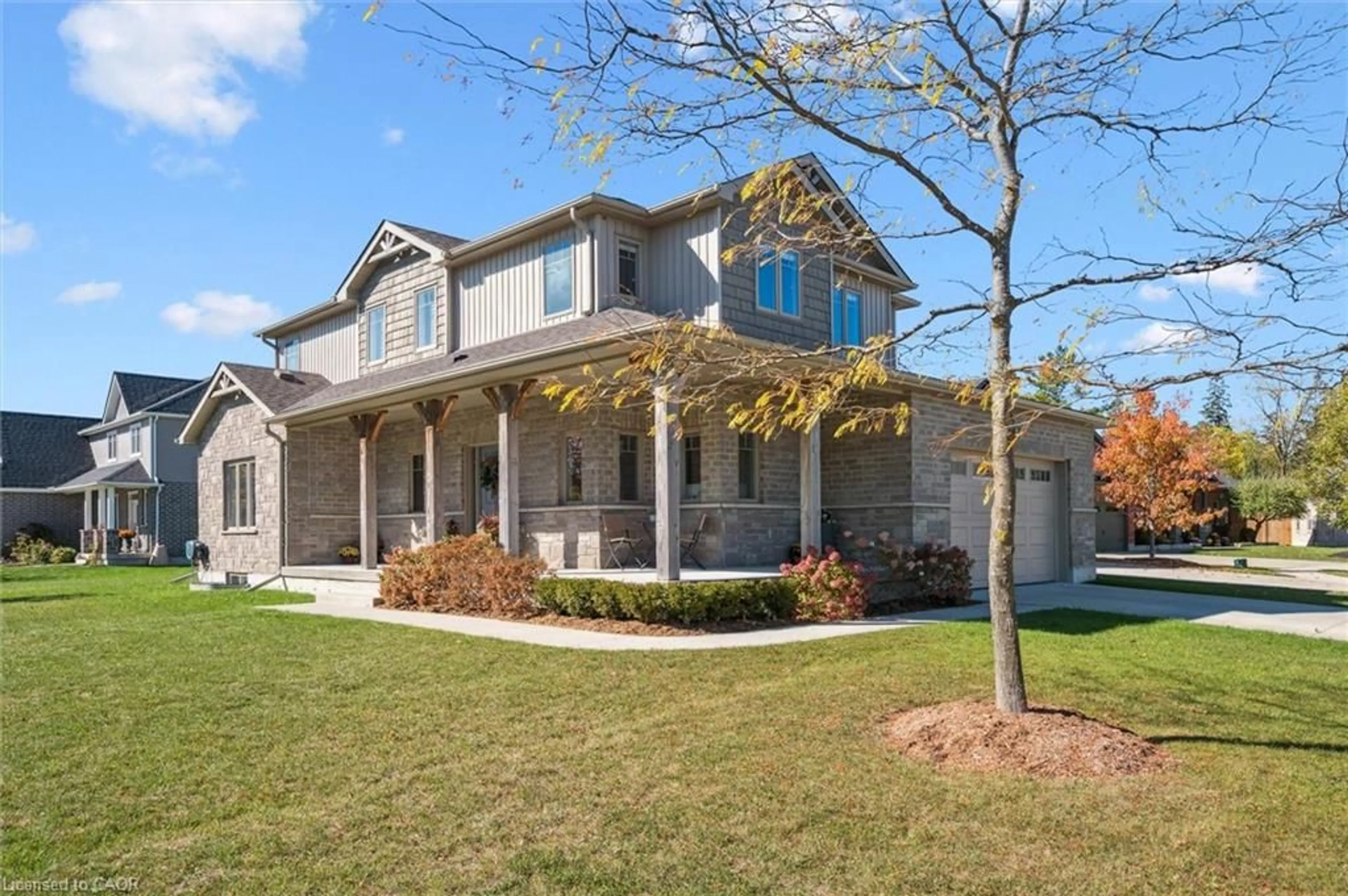 Home with brick exterior material, street for 8 Griffith Crt, Listowel Ontario N4W 0G1