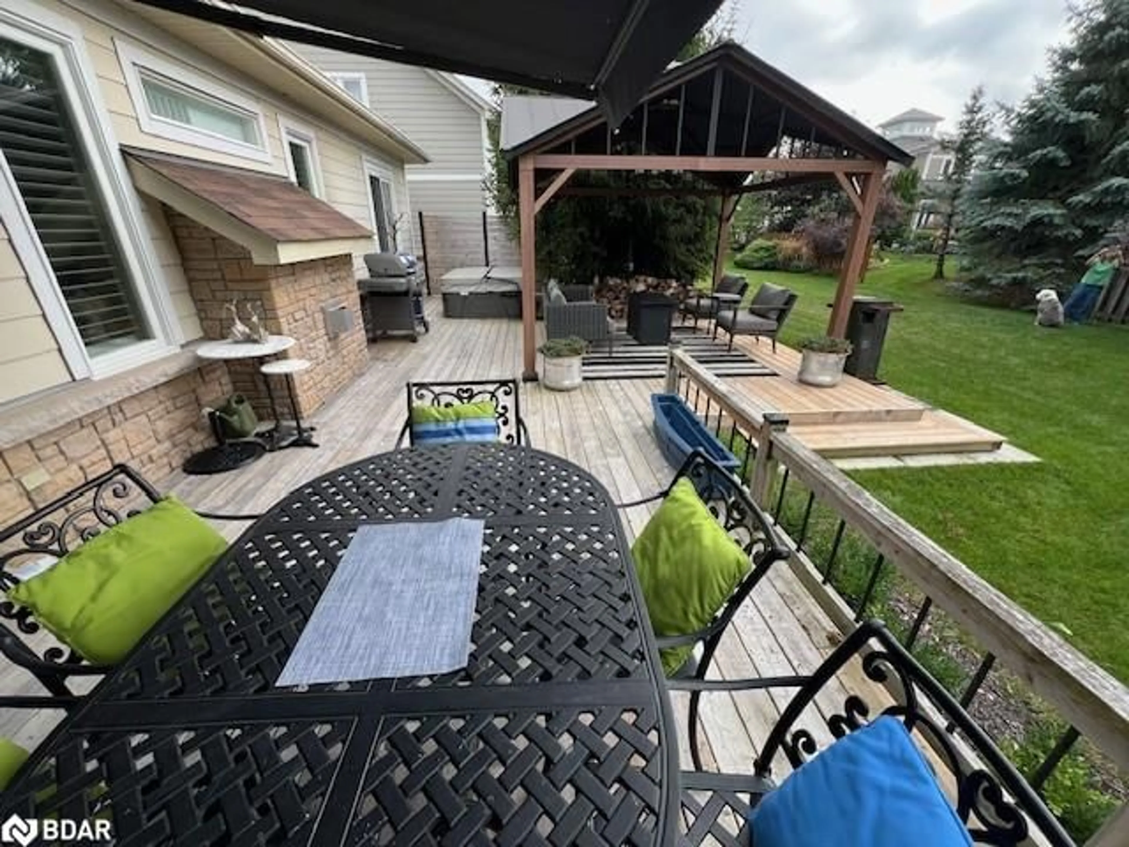 Patio, unknown for 10 Waterfront Cir, Collingwood Ontario L9Y 4Z3