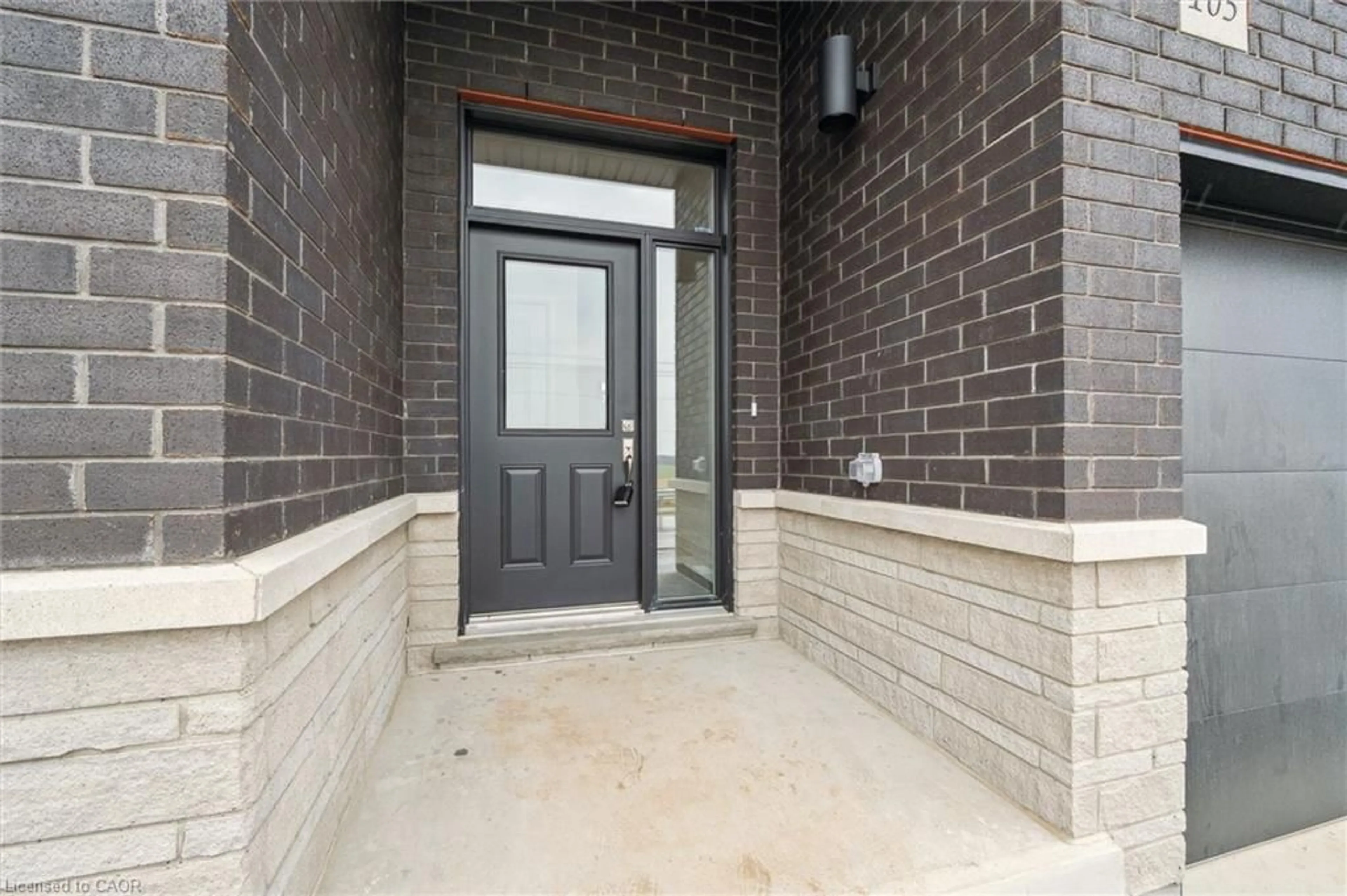 Indoor entryway for 105 Winter Wren Cres, Kitchener Ontario N2P 0K7