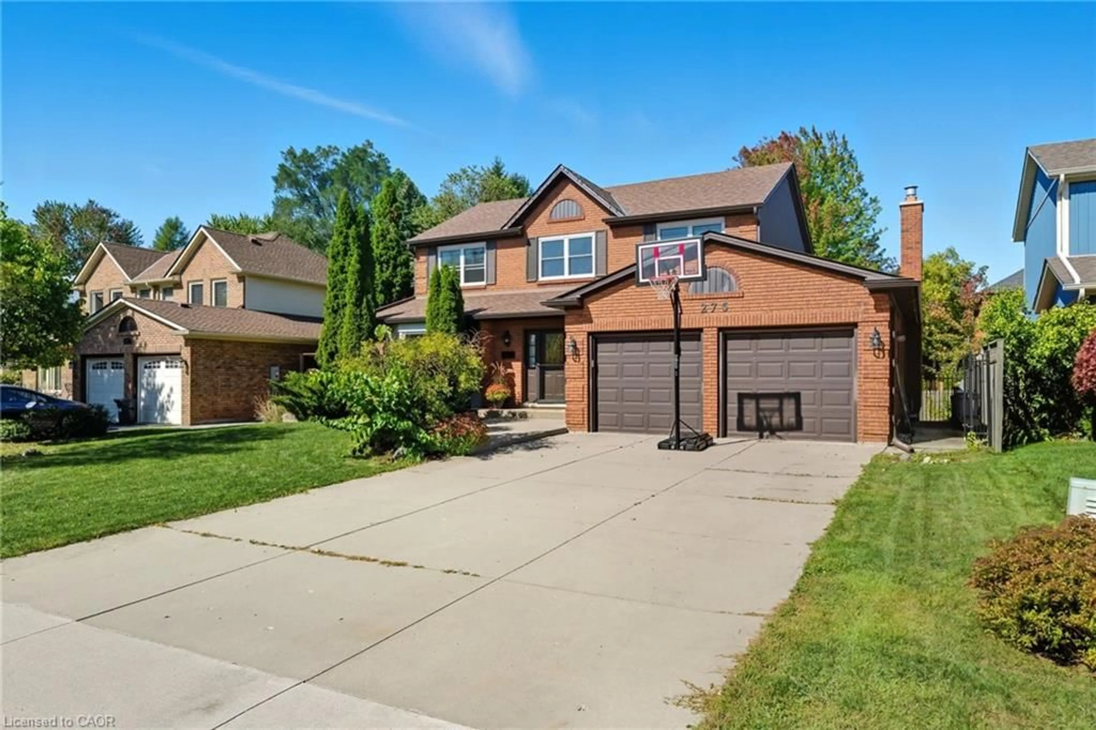 Home with brick exterior material, street for 275 Cornwallis Rd, Ancaster Ontario L9G 3Y9