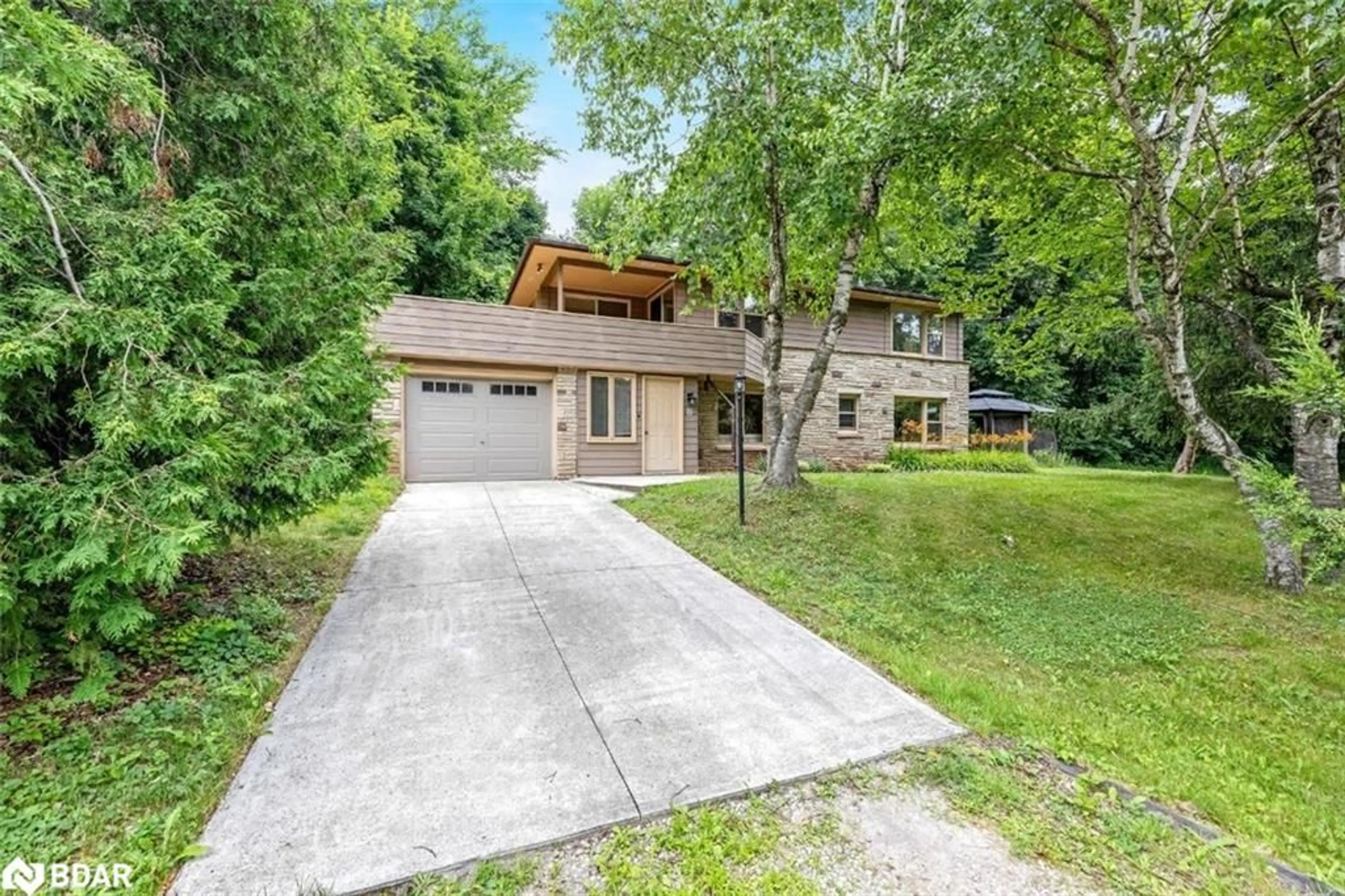 Home with brick exterior material, street for 8 Ann St, Georgetown Ontario L7G 2V2