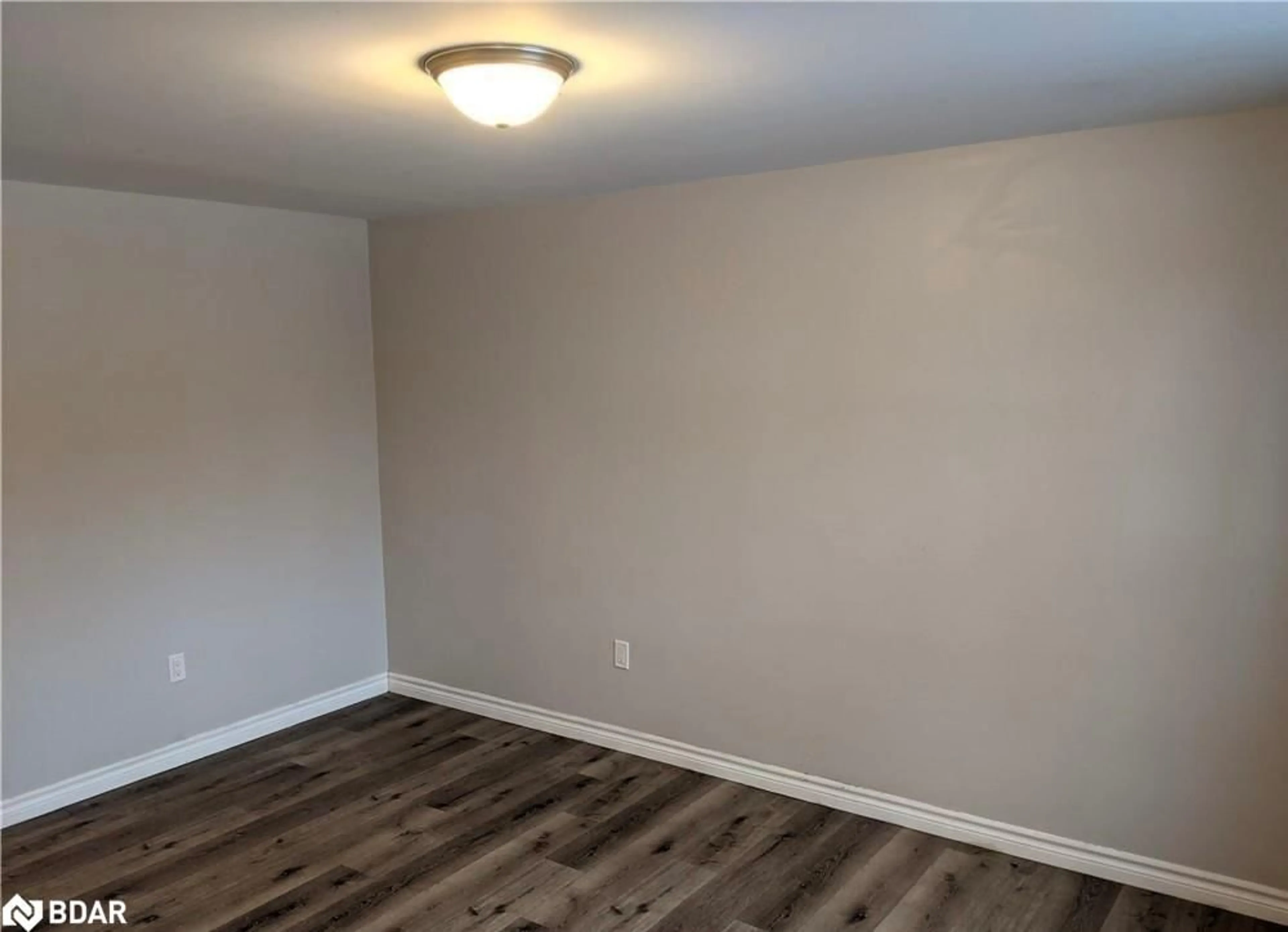 A pic of a room for 34 Preston Pl, Welland Ontario L3C 3K3