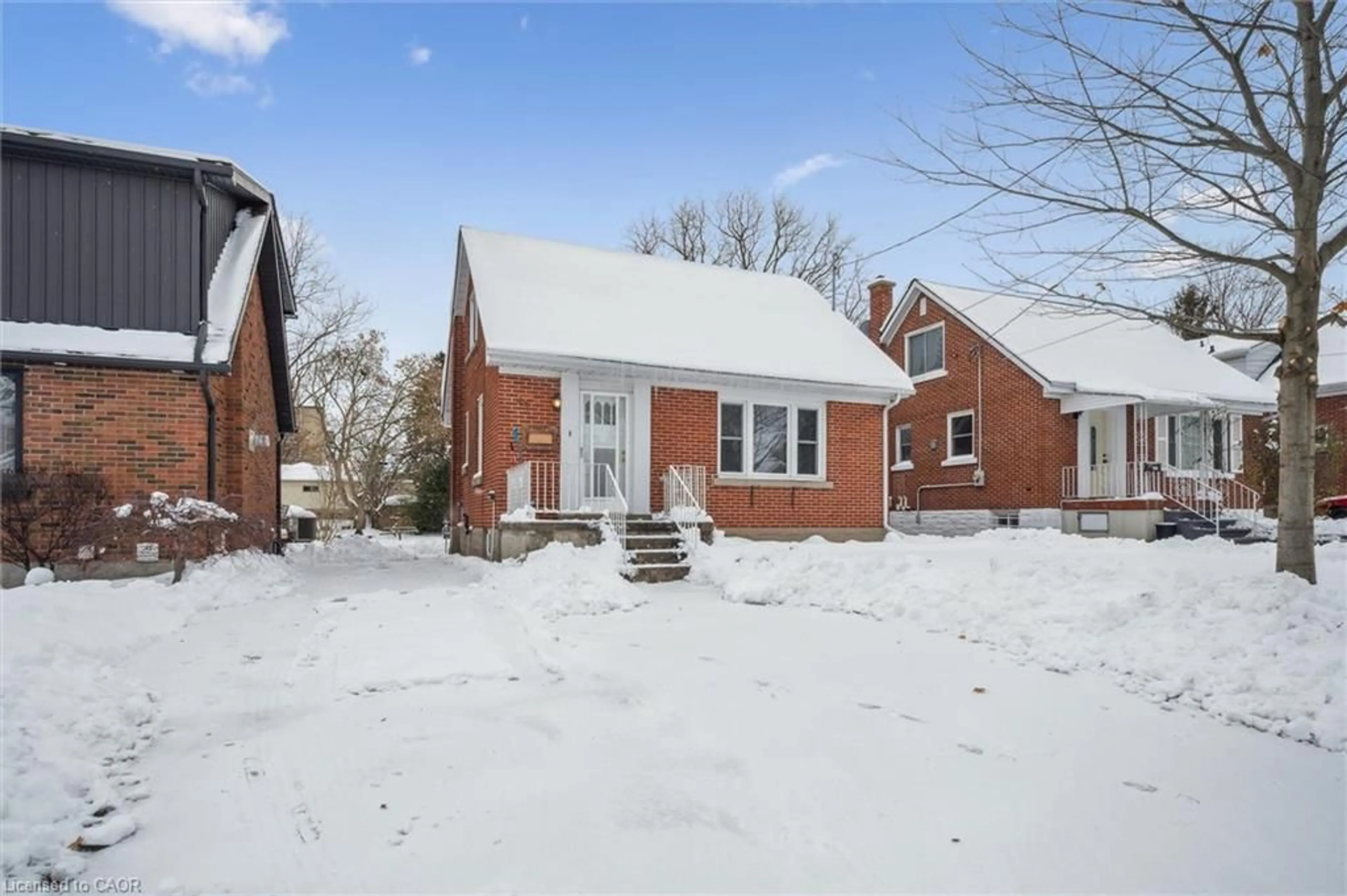 Unknown for 45 Woodland Ave, Kitchener Ontario N2M 3G8